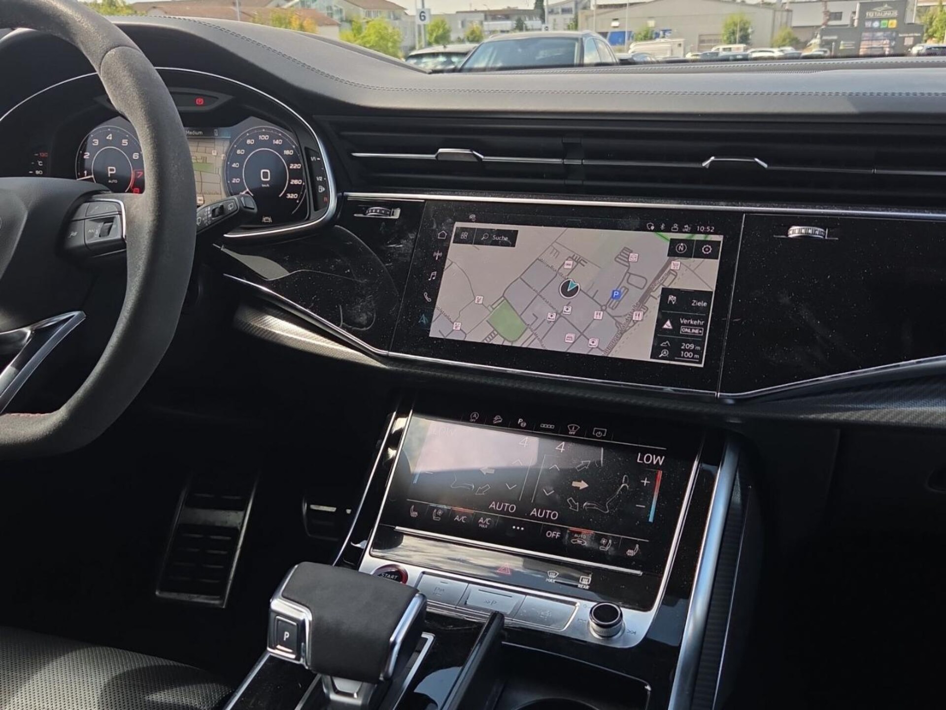 Audi RS Q8 SUV