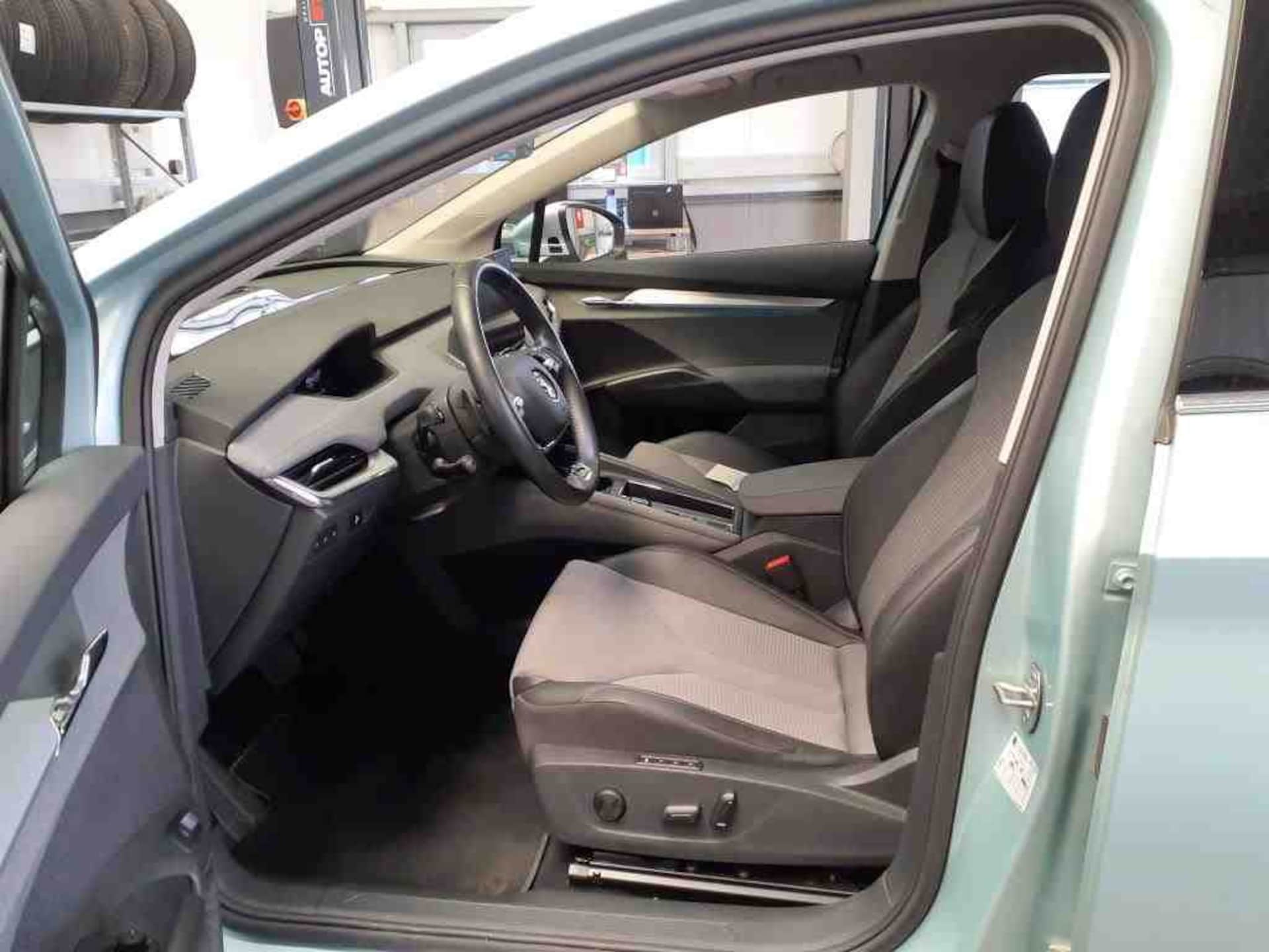 Skoda Enyaq 80X