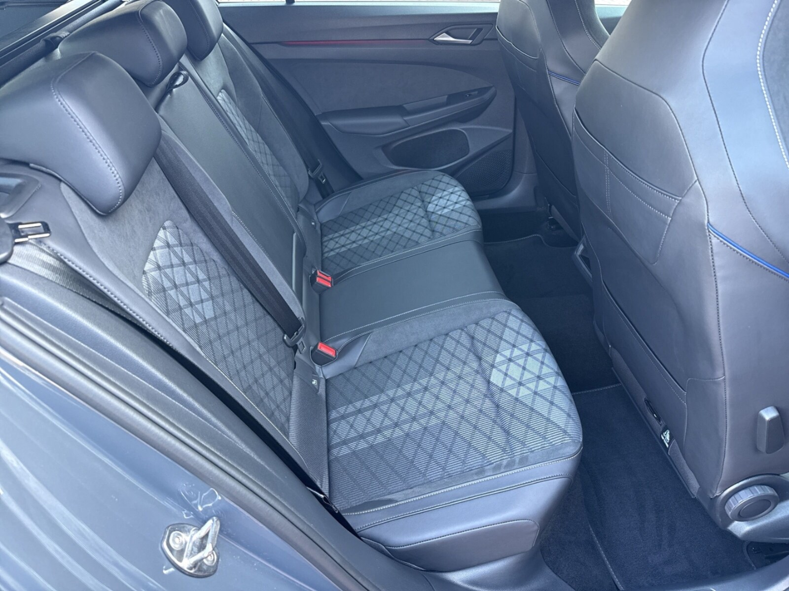 Volkswagen Golf Variant – Bild 10