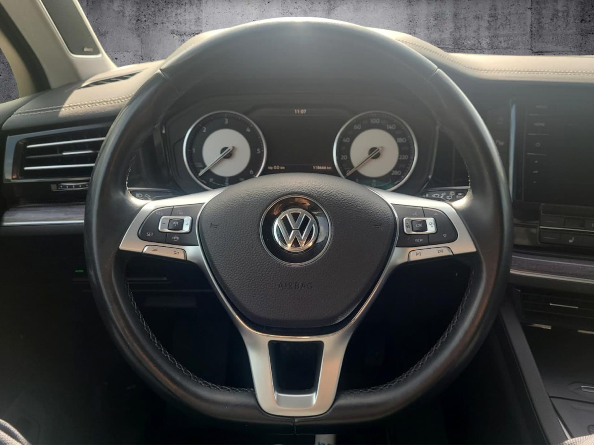 Volkswagen Touareg Basis-Modell