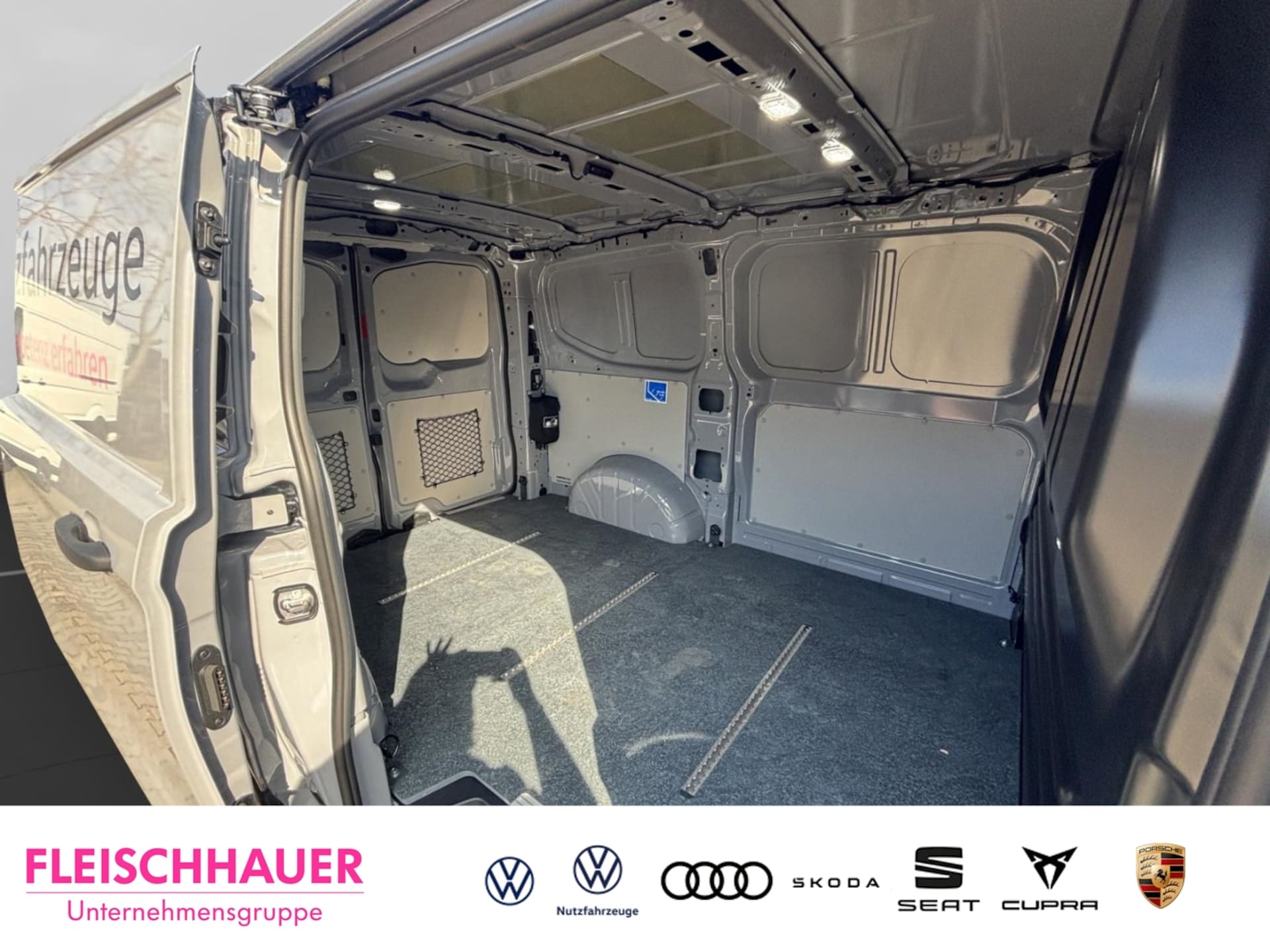 Volkswagen Transporter Kasten kurzer Radstand