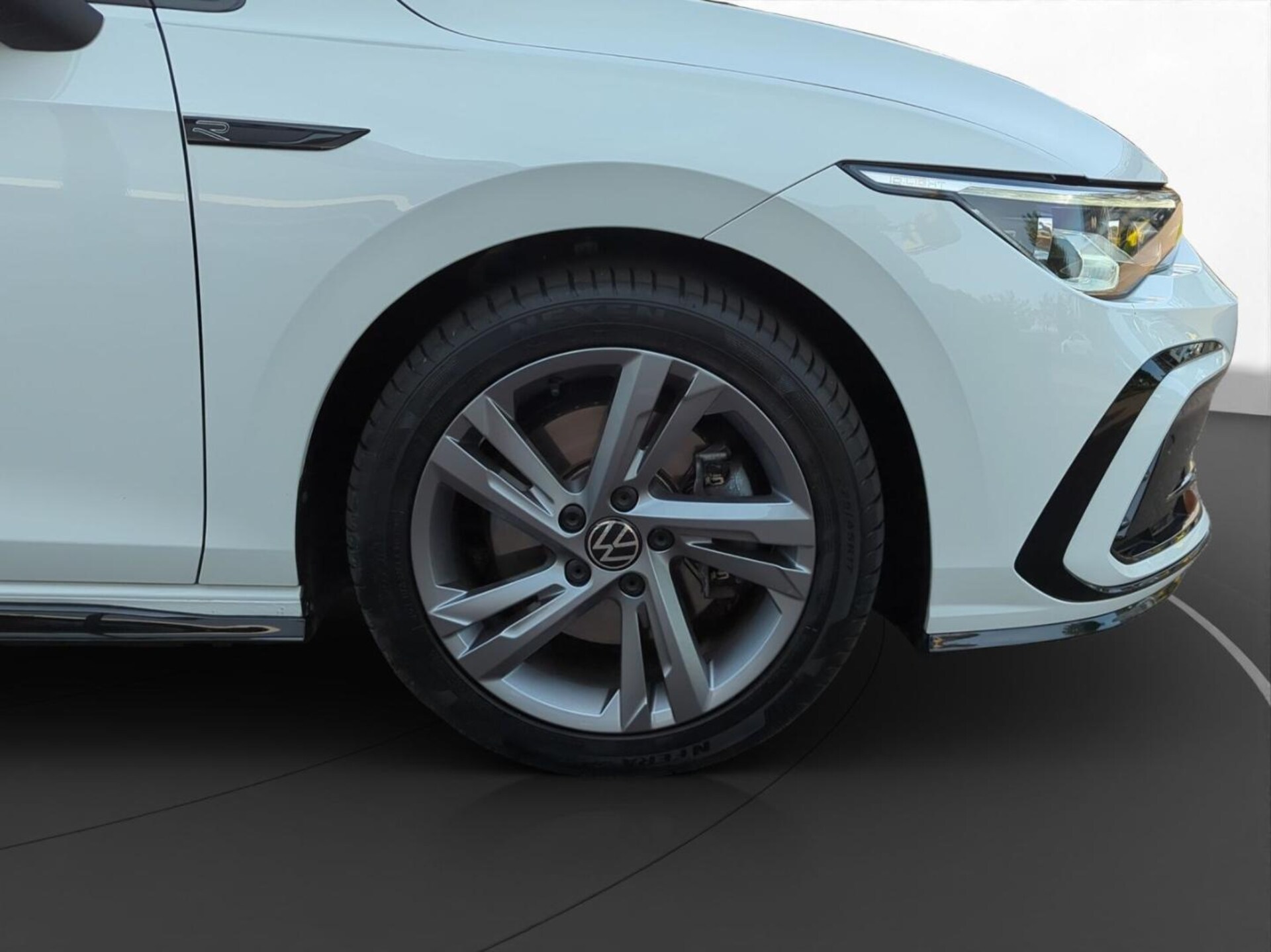 Volkswagen Golf Variant R-Line