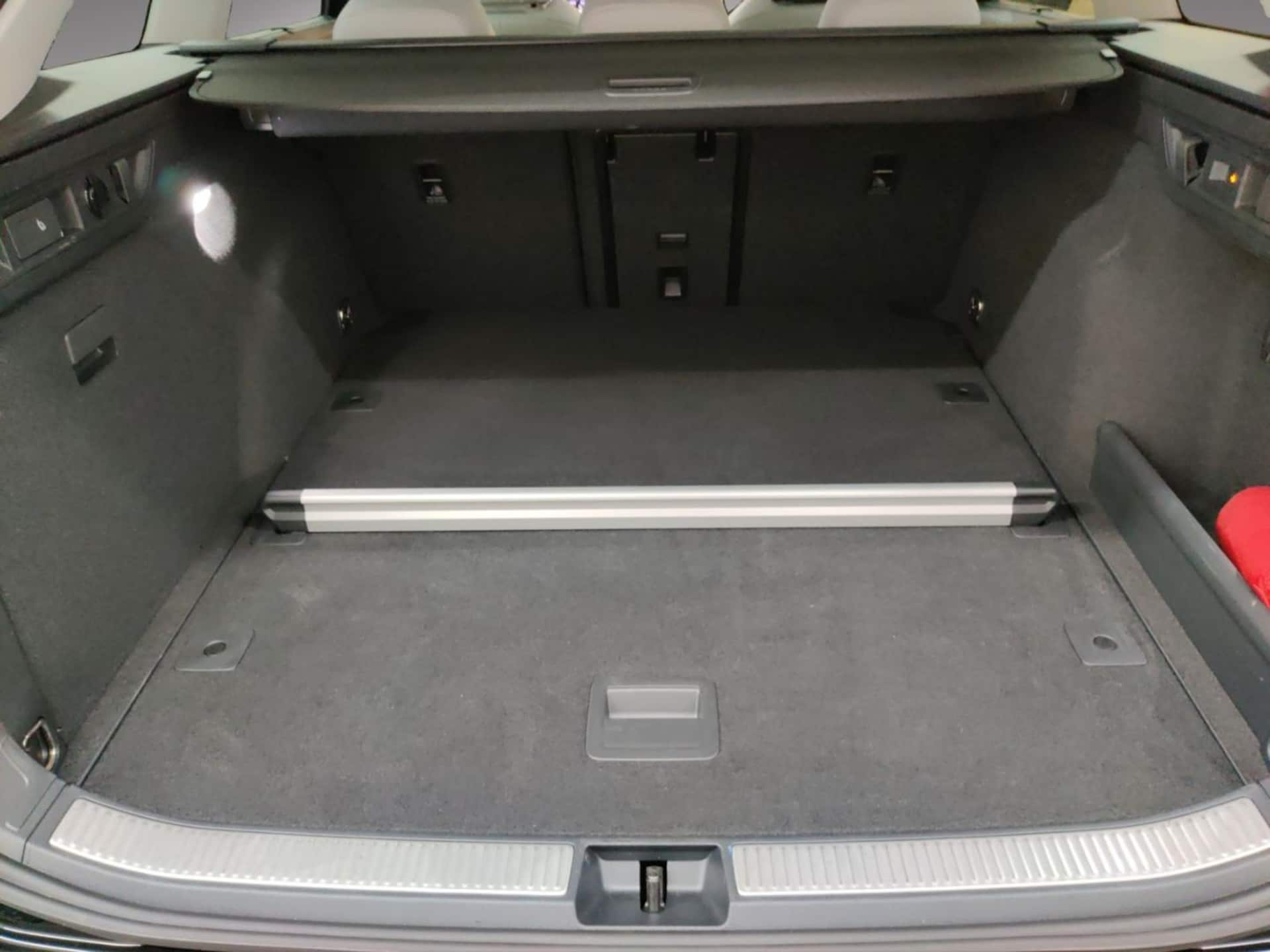Volkswagen Passat Elegance