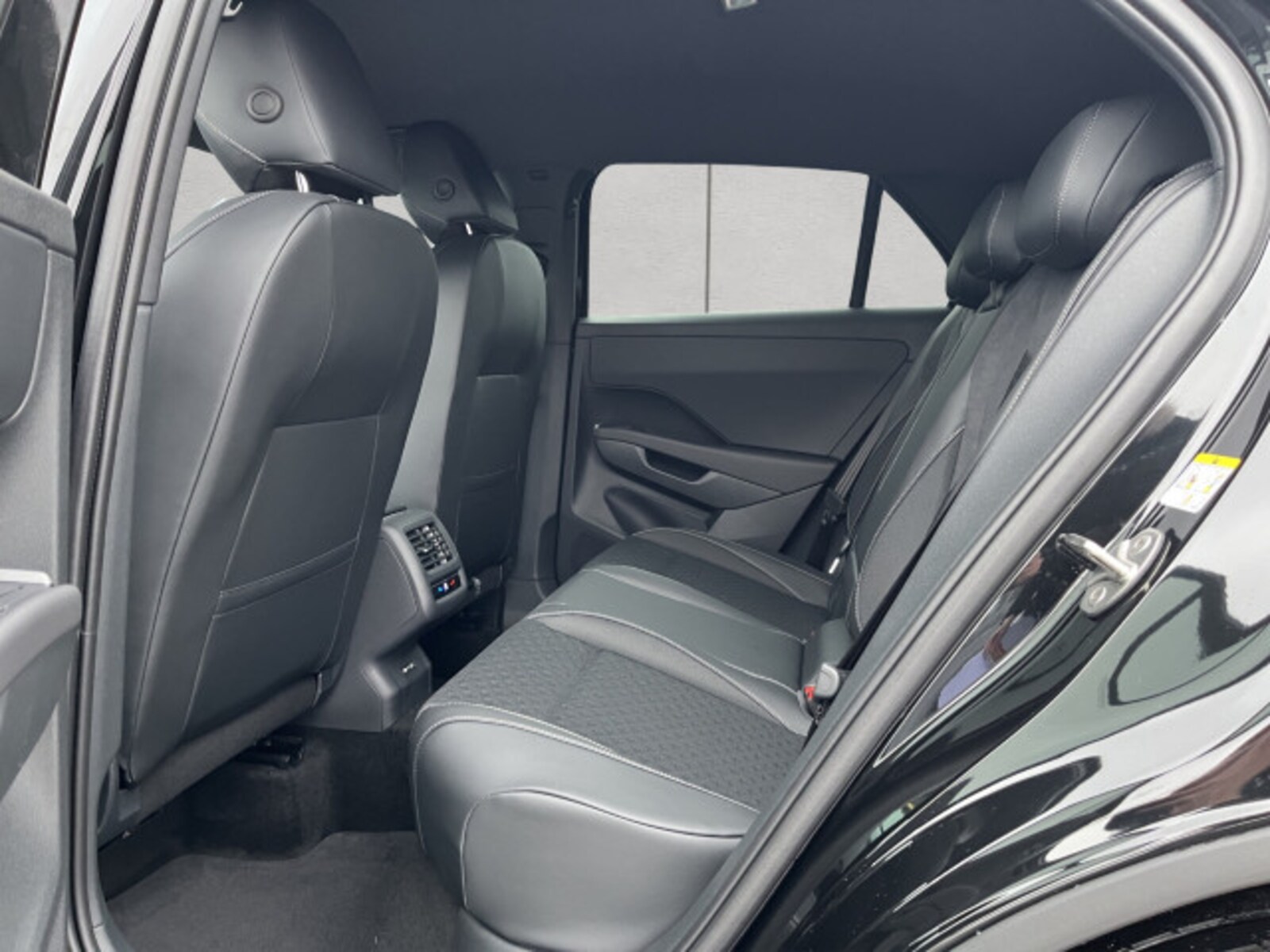 Volkswagen T-Roc – Bild 18