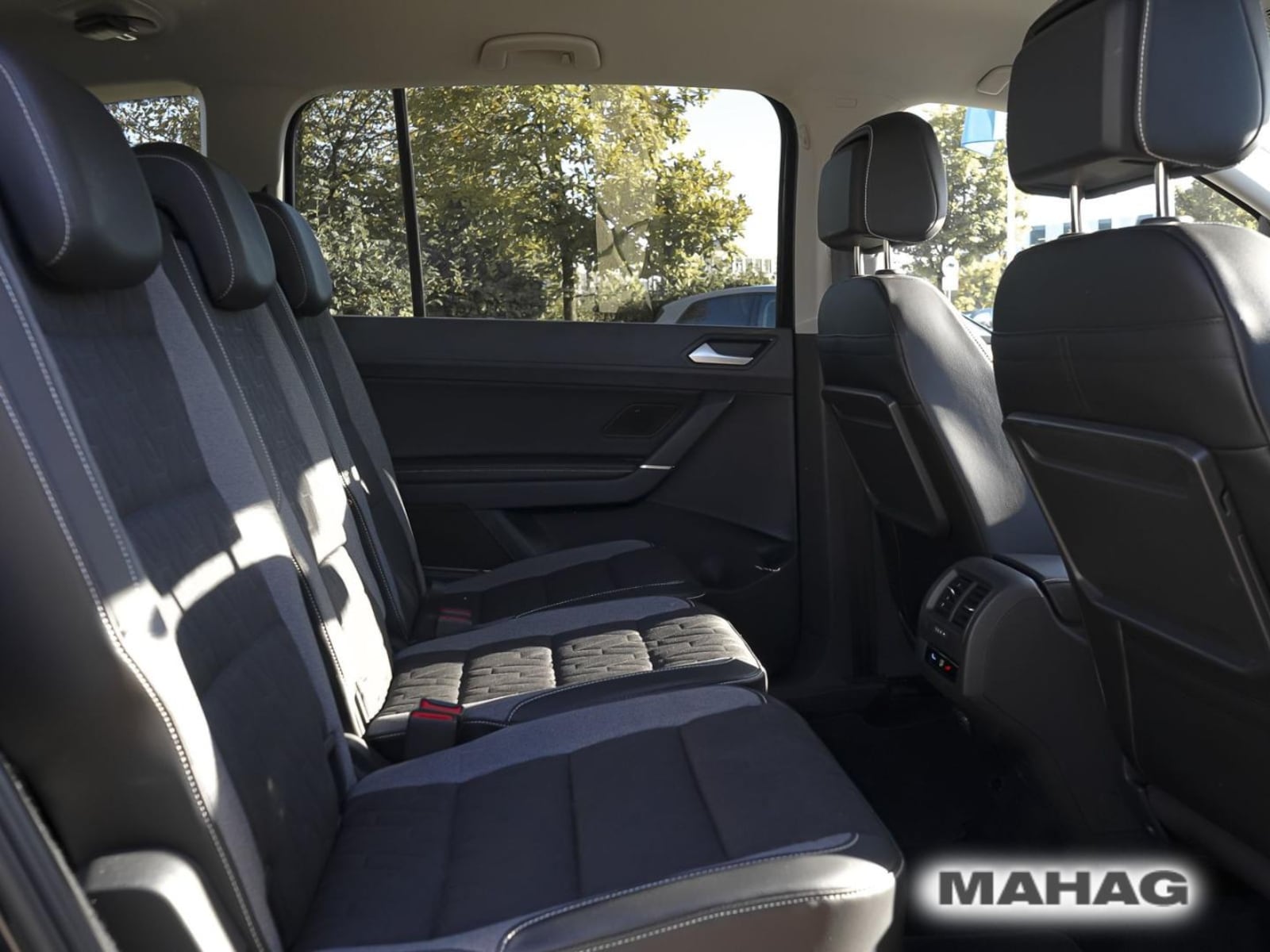 Volkswagen Touran – Bild 16