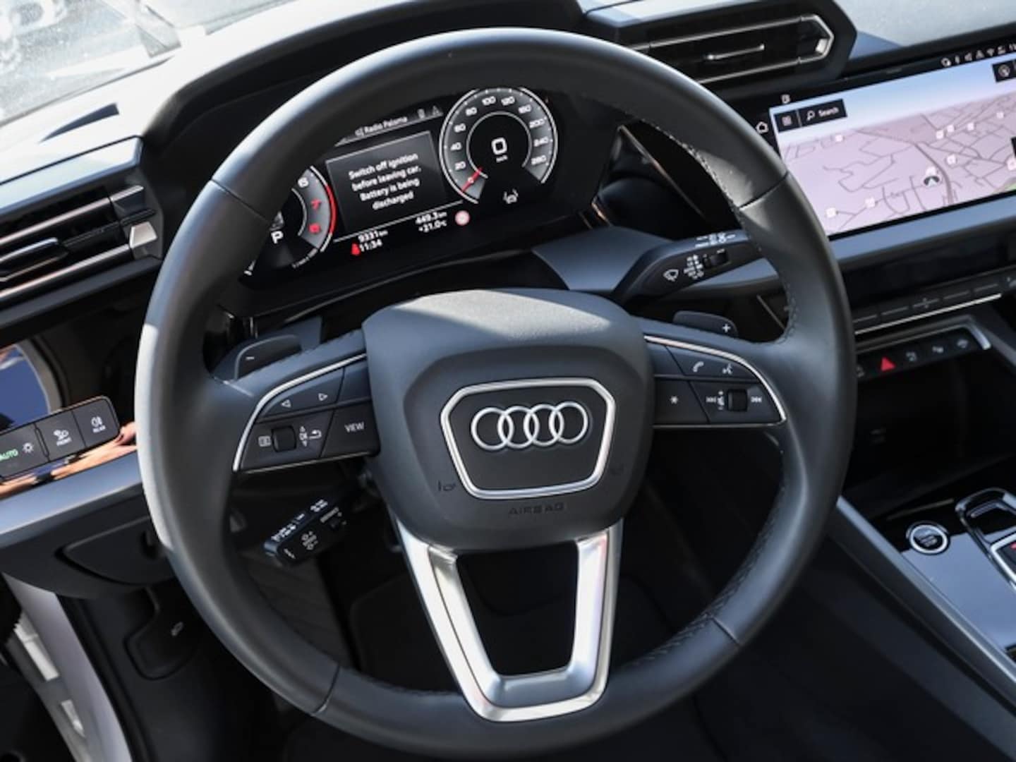 Bild über Audi A3 Sportback S line 35 TFSI S tronic - für weitere Informationen kontaktieren Sie den Audi Partner