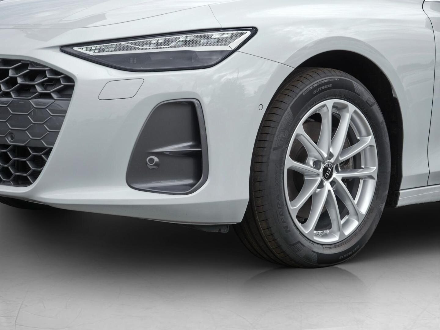 Bild über Audi A6 Avant TDI 150 kW S tronic - für weitere Informationen kontaktieren Sie den Audi Partner