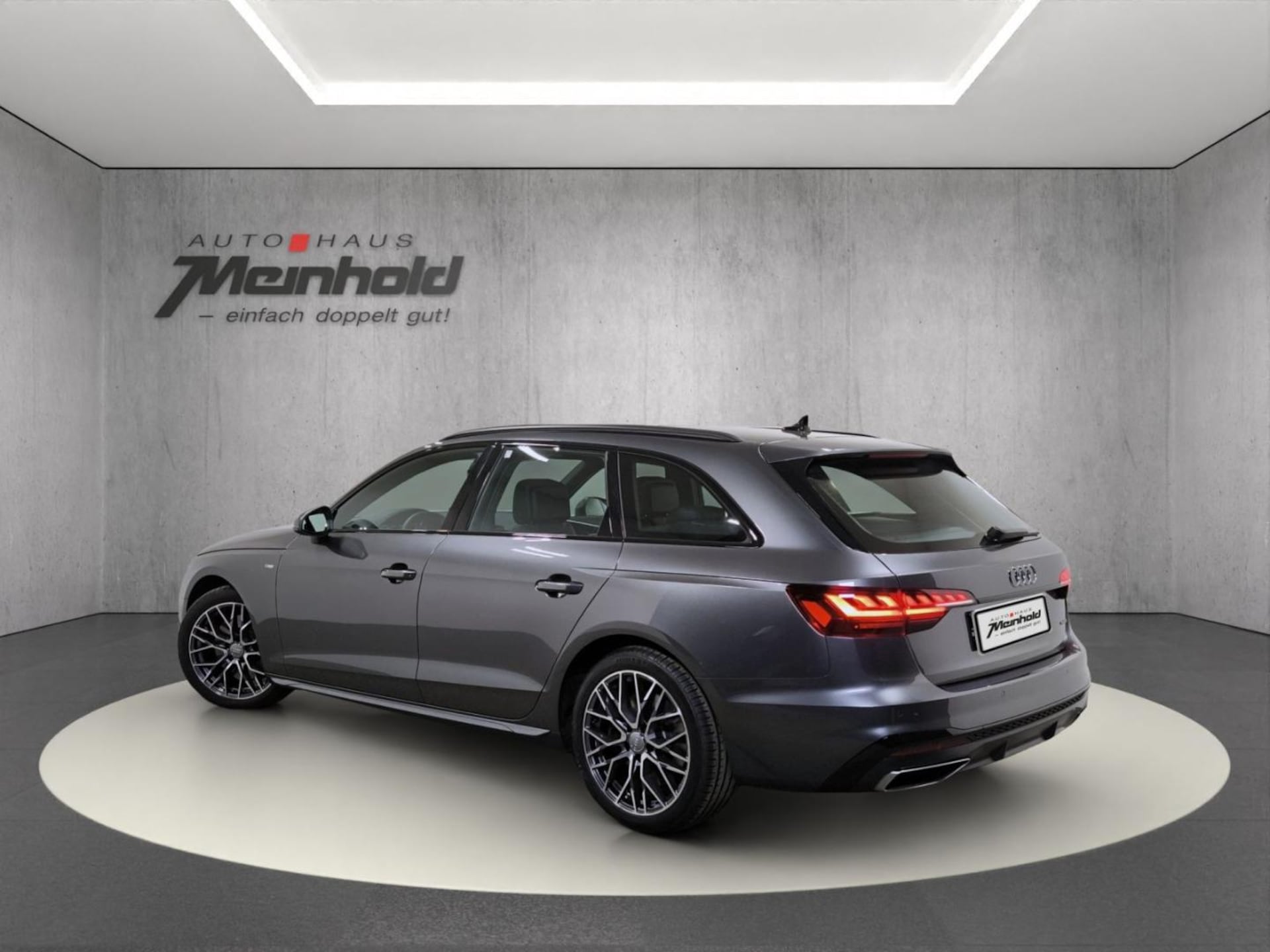 Audi A4 Avant S line