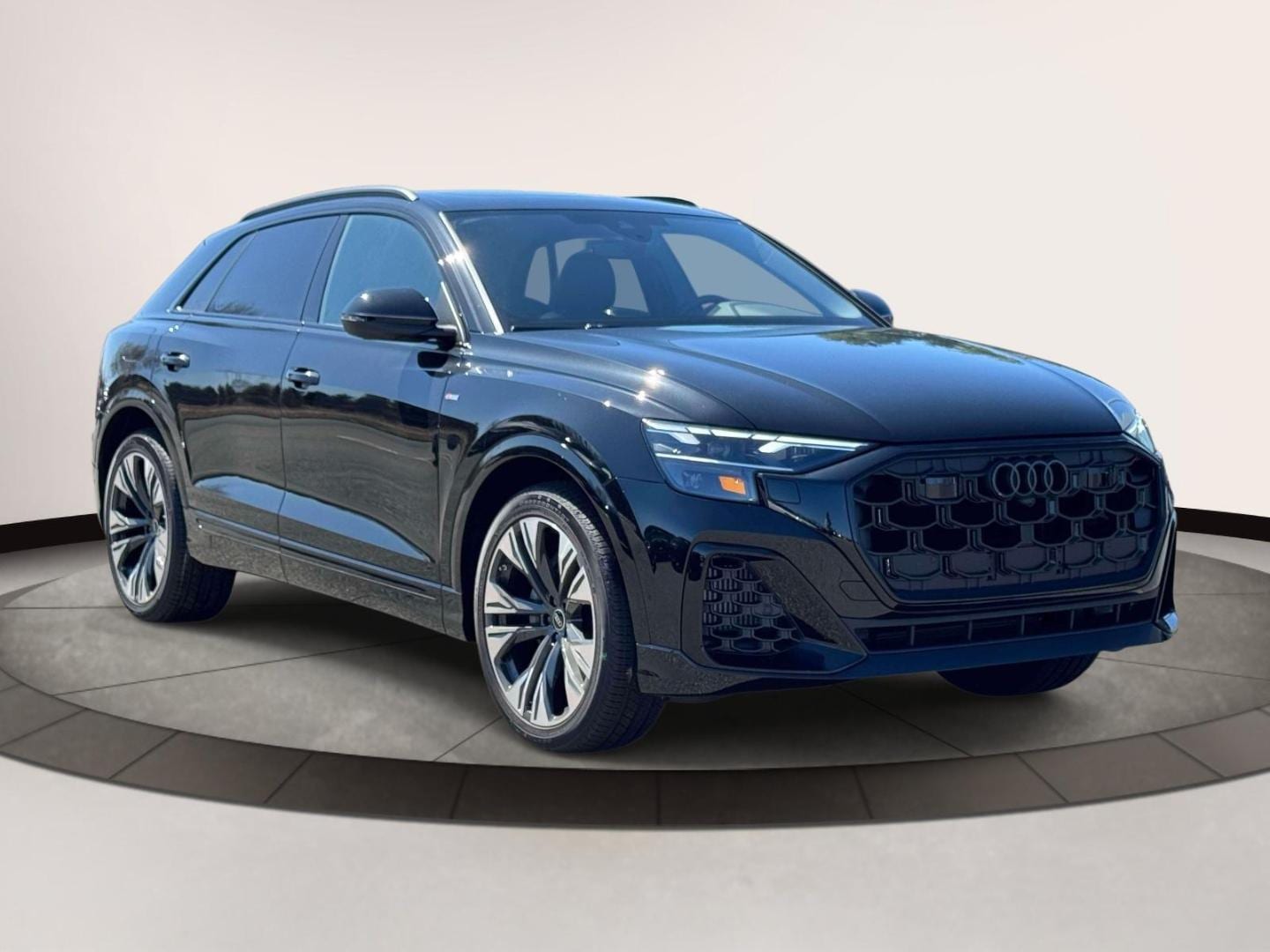 2026 Audi Q8 55 Premium Plus quattro Tiptonic's photo