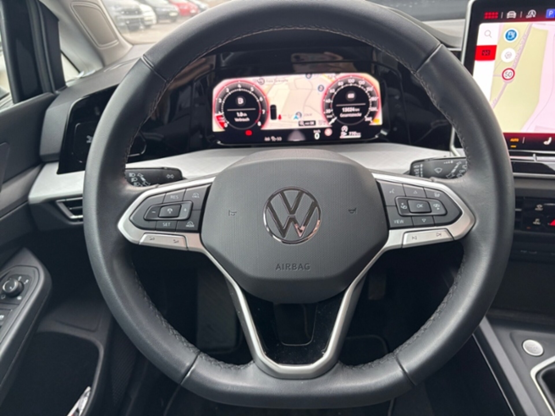 Volkswagen Golf Life
