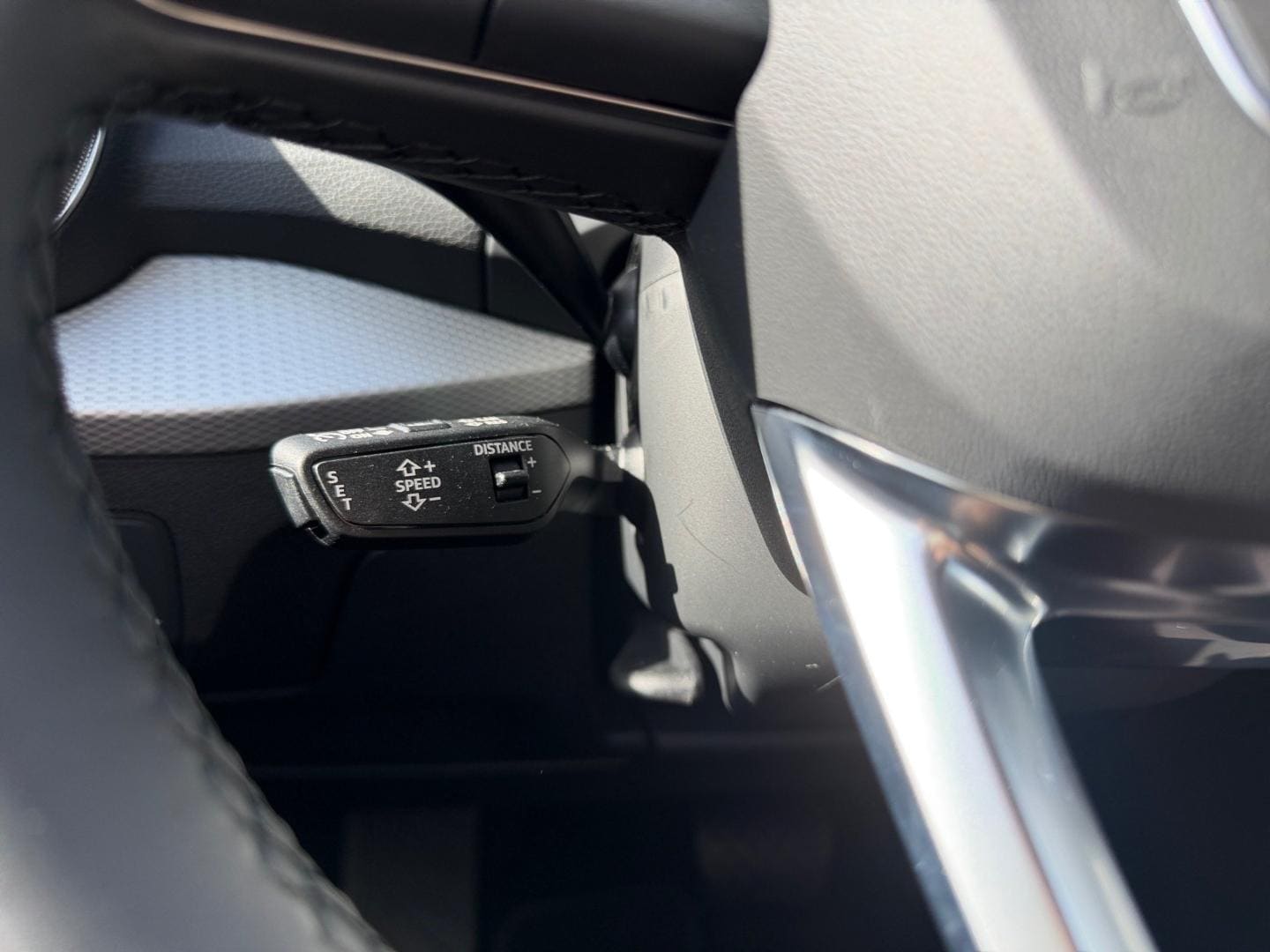 Bild über Audi Q2 S line 40 TFSI quattro S tronic - für weitere Informationen kontaktieren Sie den Audi Partner