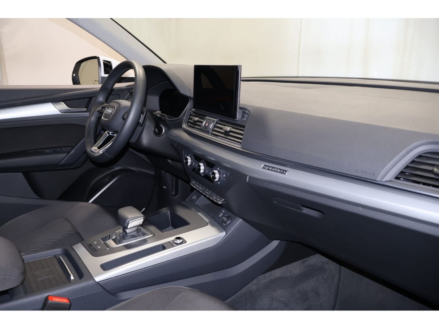 Bild über Audi Q5 Sportback 40 TDI quattro S tronic - für weitere Informationen kontaktieren Sie den Audi Partner