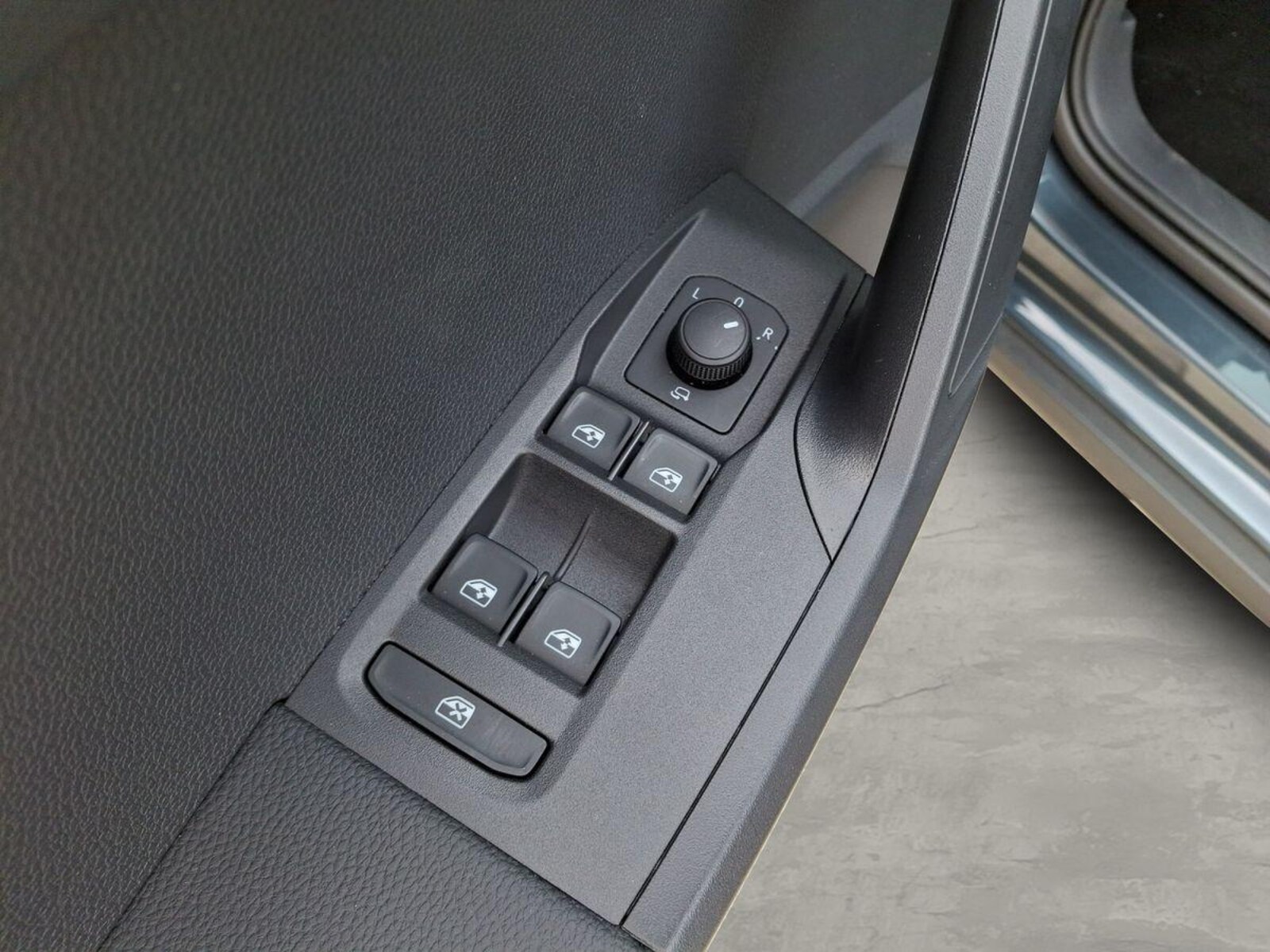 SEAT Arona – Bild 9