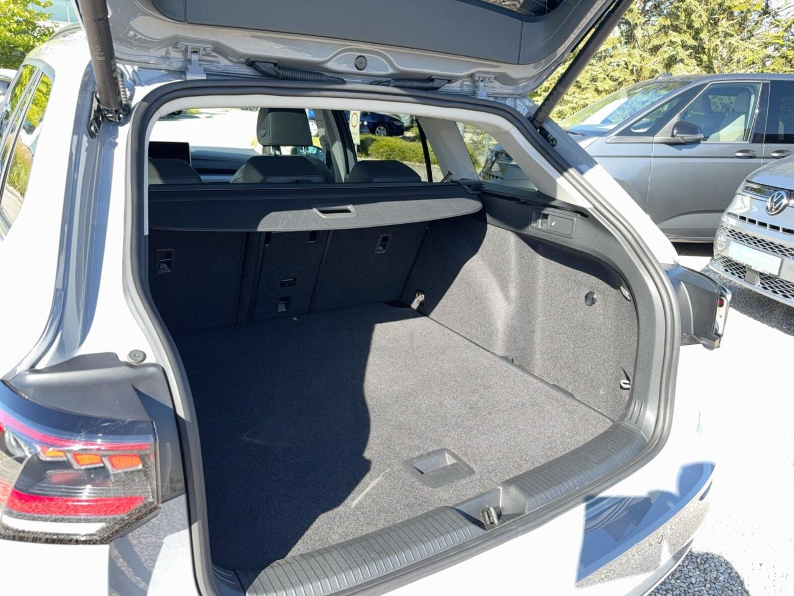 Volkswagen Golf Variant – Bild 17