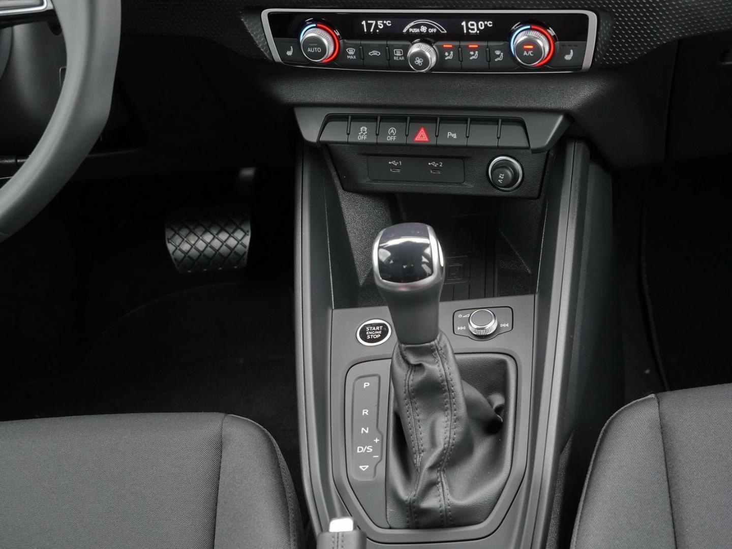 Bild über Audi A1 Sportback advanced 25 TFSI S tronic - für weitere Informationen kontaktieren Sie den Audi Partner