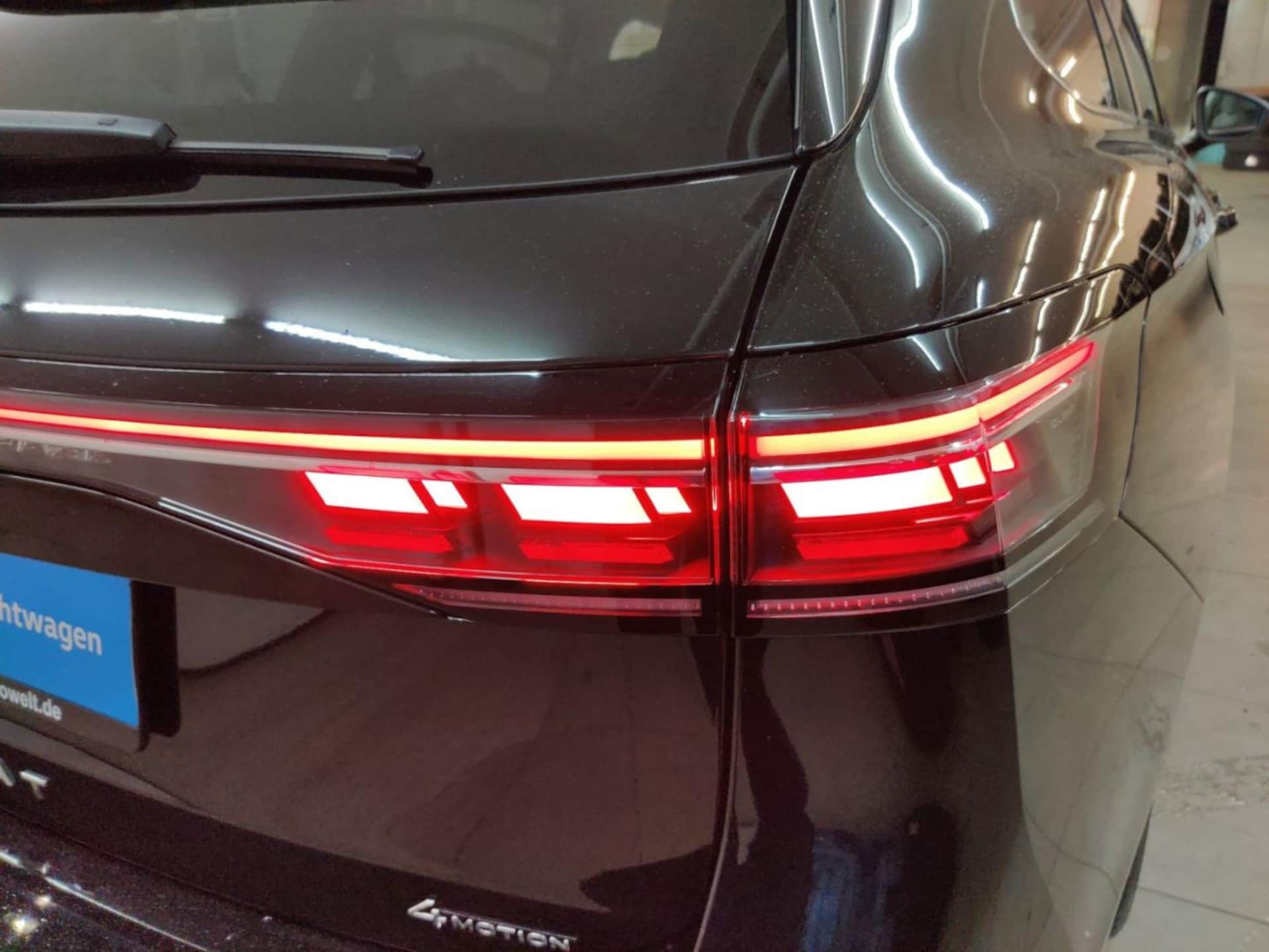 Volkswagen Passat Elegance