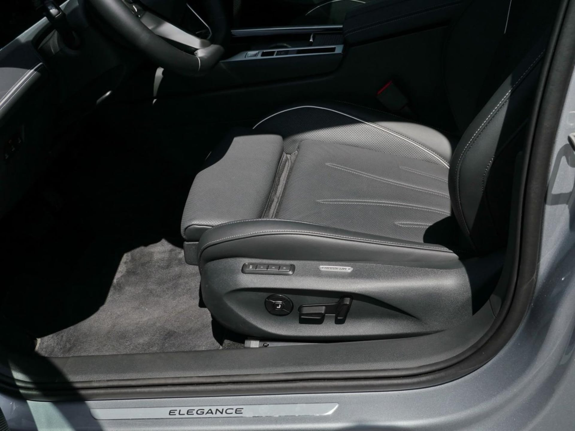 Volkswagen Passat Elegance