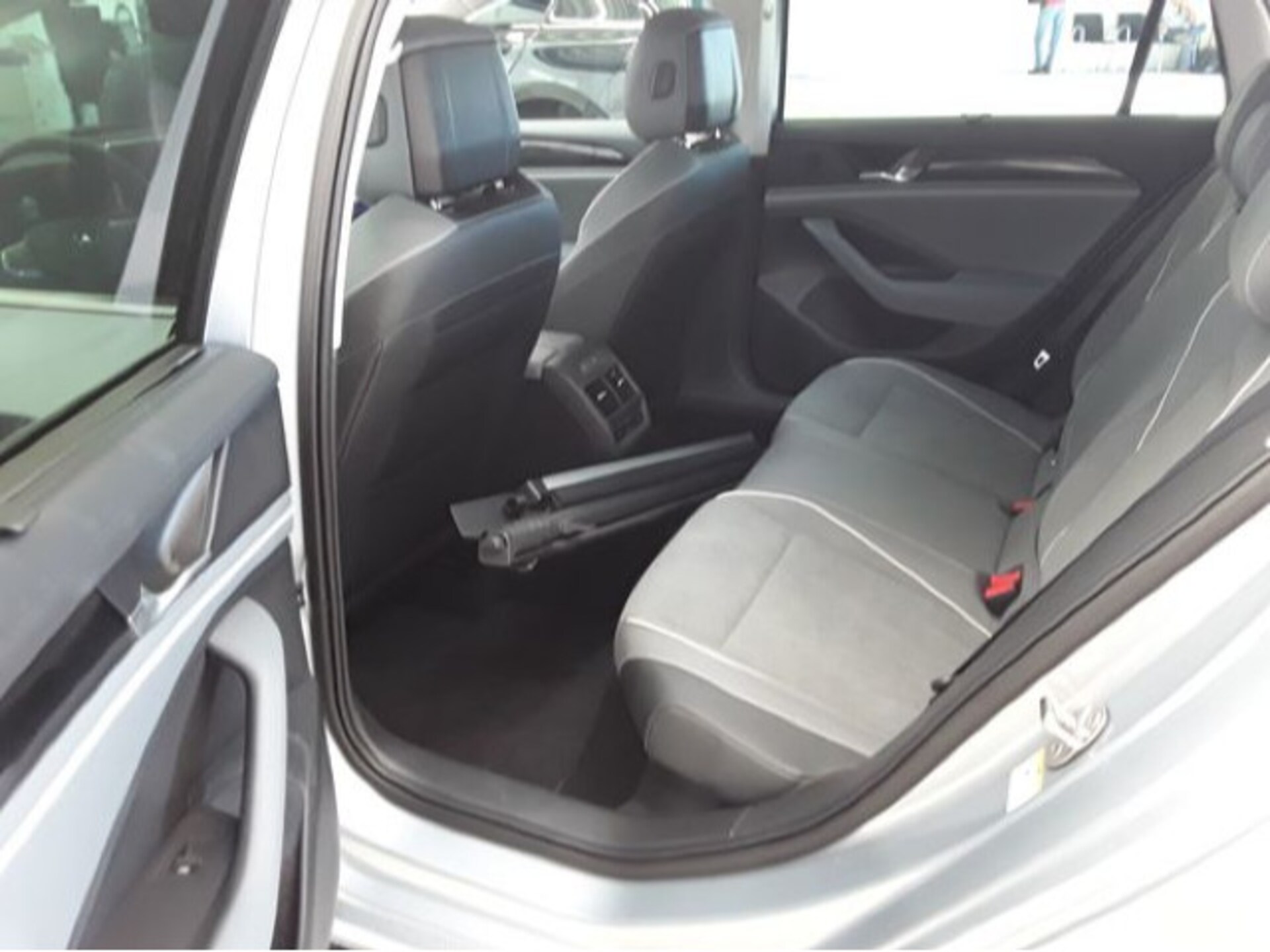 Volkswagen Passat Business