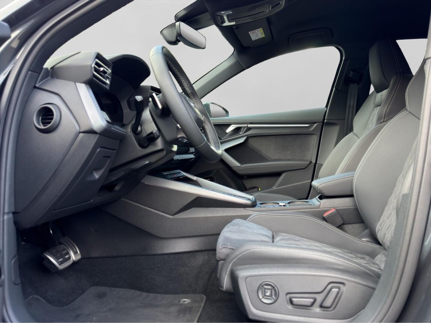 Bild über Audi A3 allstreet 35 TDI S tronic - für weitere Informationen kontaktieren Sie den Audi Partner
