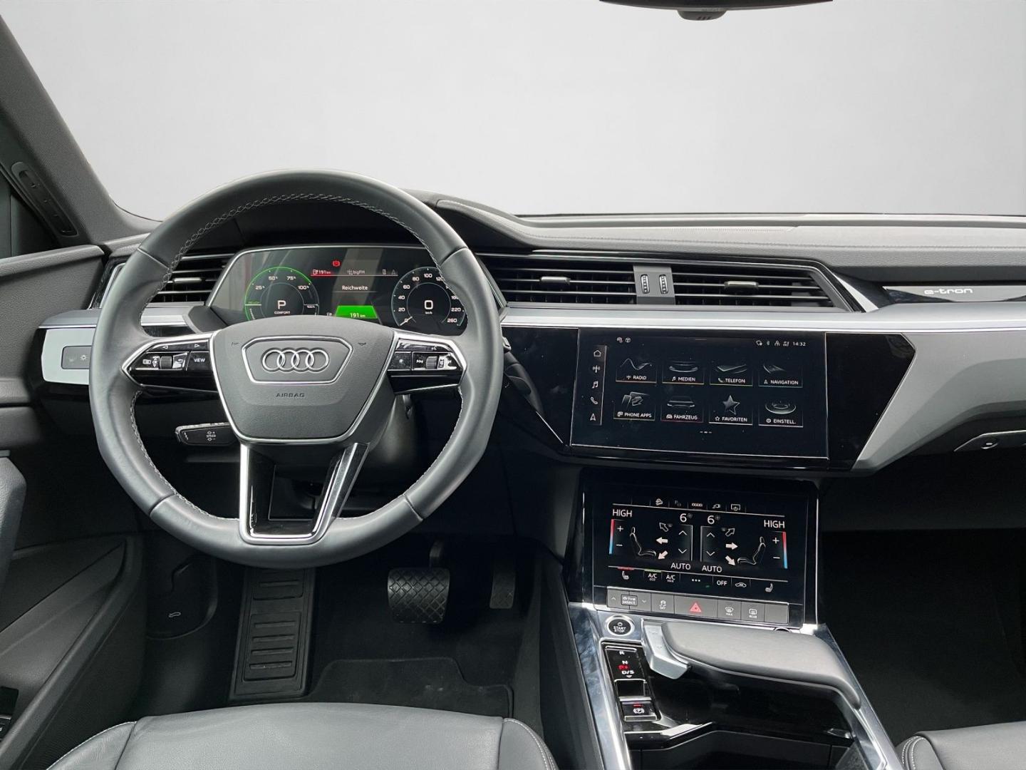 Image about Audi Q8 e-tron advanced 55 e-tron quattro