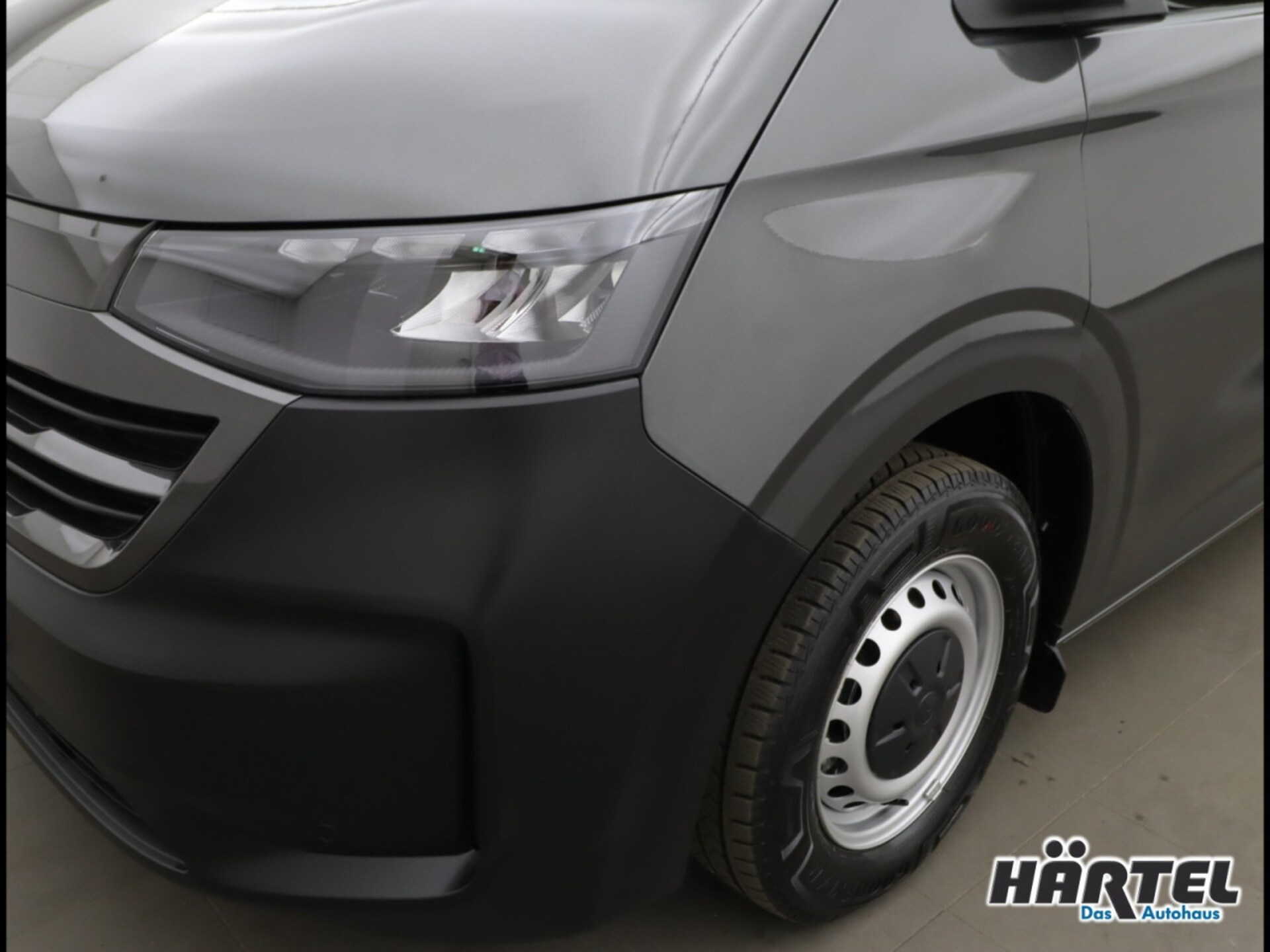 Volkswagen Transporter Kombi langer Radstand