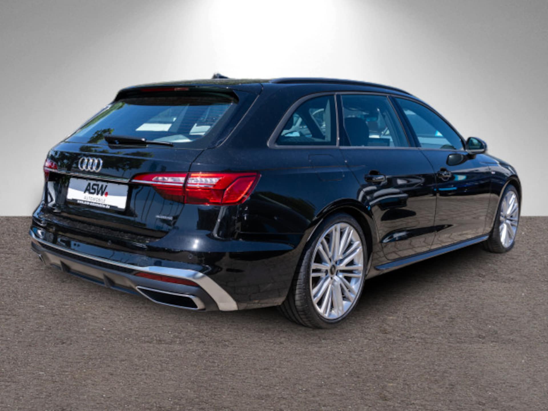 Audi A4 Avant S line