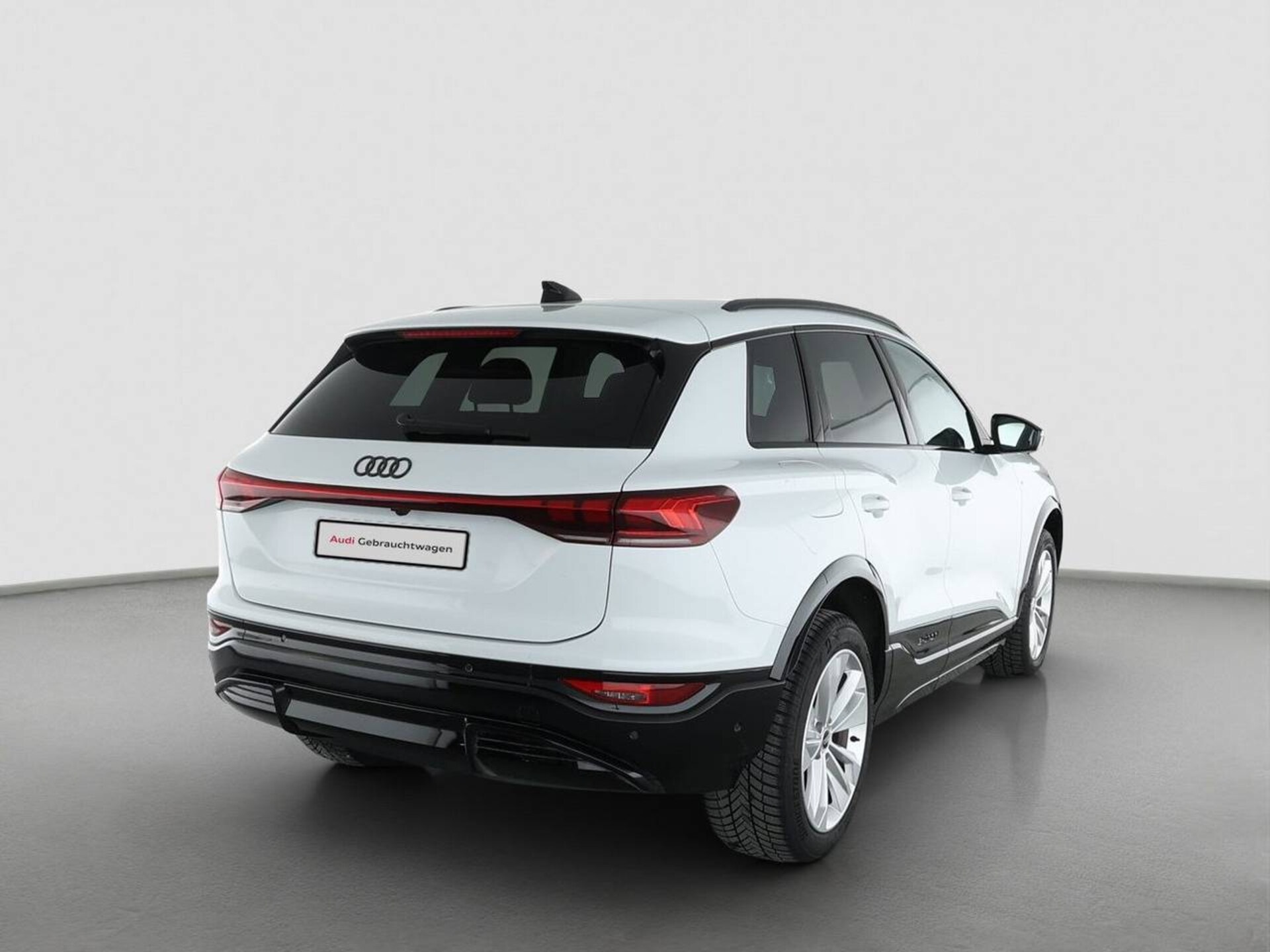 Audi Q6 SUV e-tron