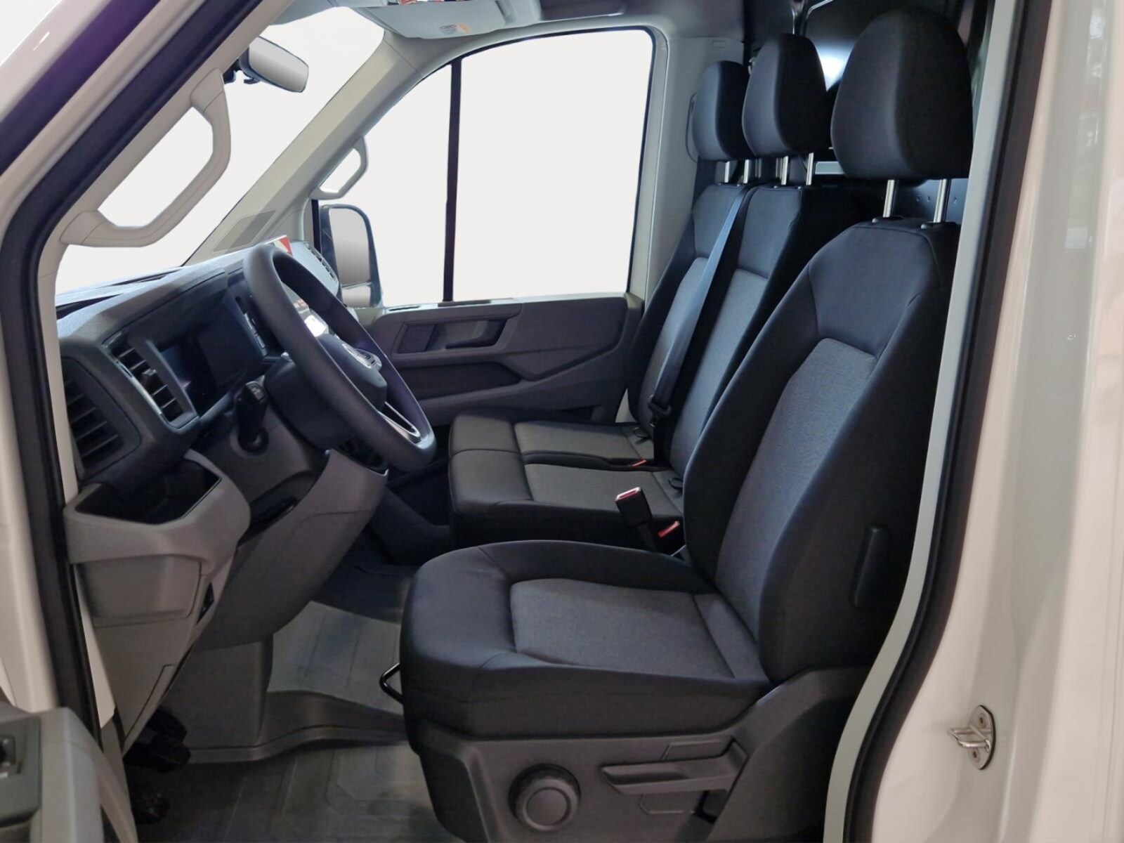Volkswagen Crafter Kasten mittlerer Radstand – Bild 8