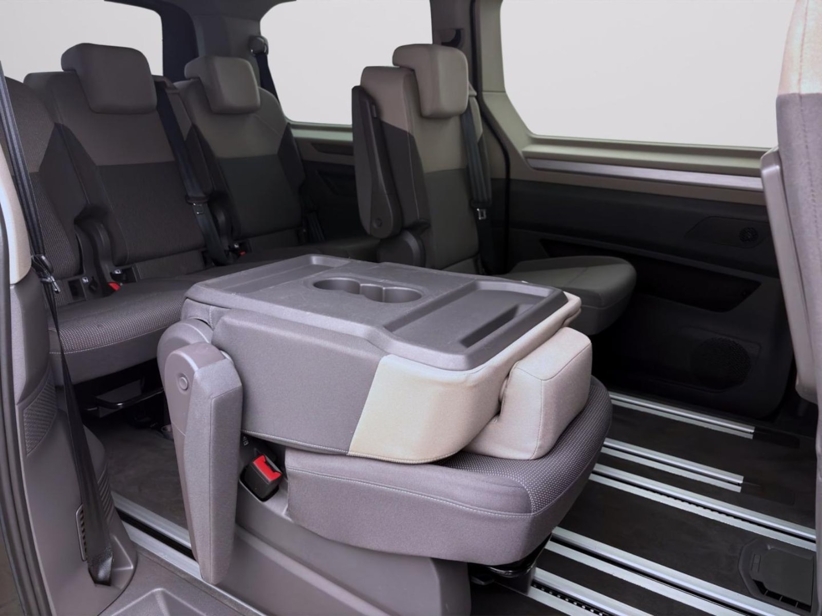 Volkswagen Multivan Langversion – Bild 18