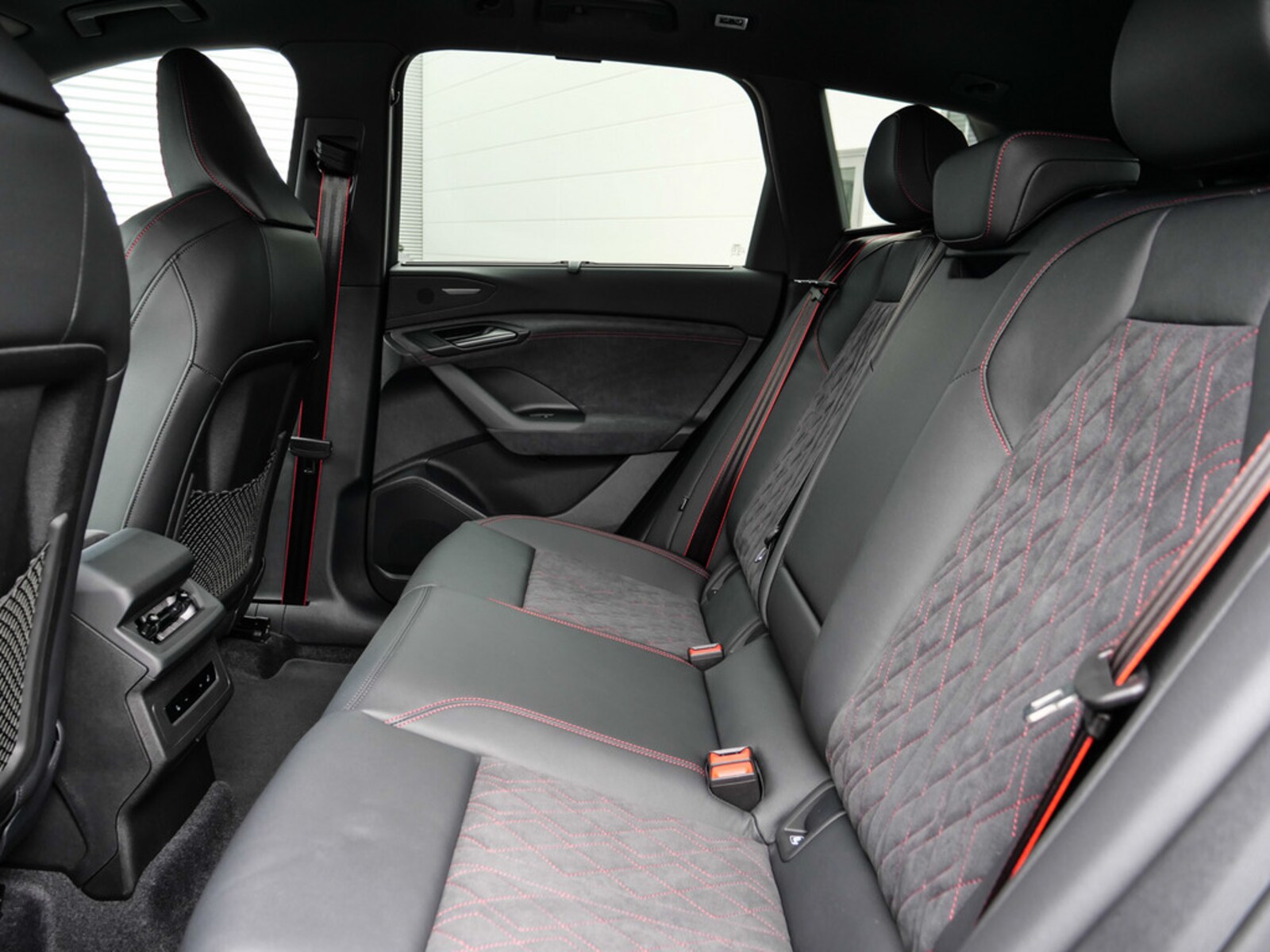 Audi Q6 e-tron – Bild 11