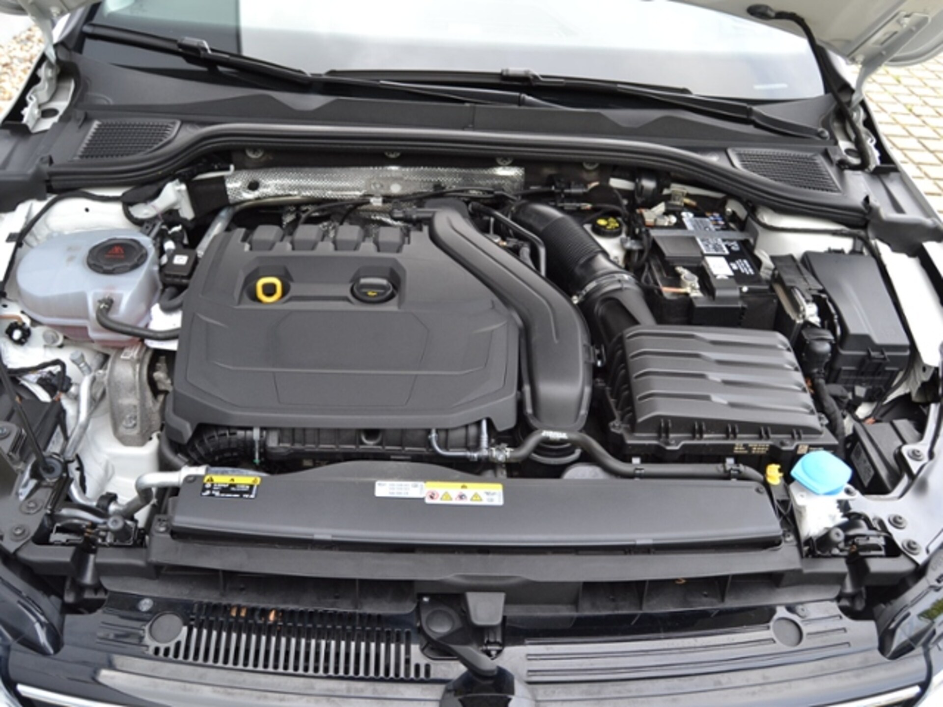 Volkswagen Golf Life