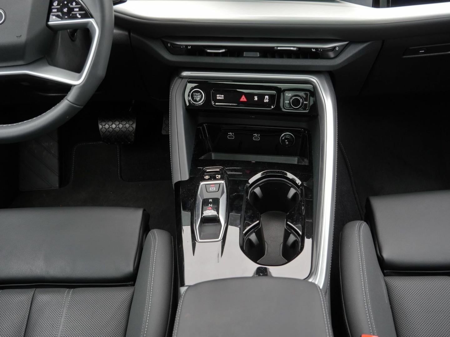 Bild über Audi Q5 SUV TFSI quattro 150 kW S tronic - für weitere Informationen kontaktieren Sie den Audi Partner