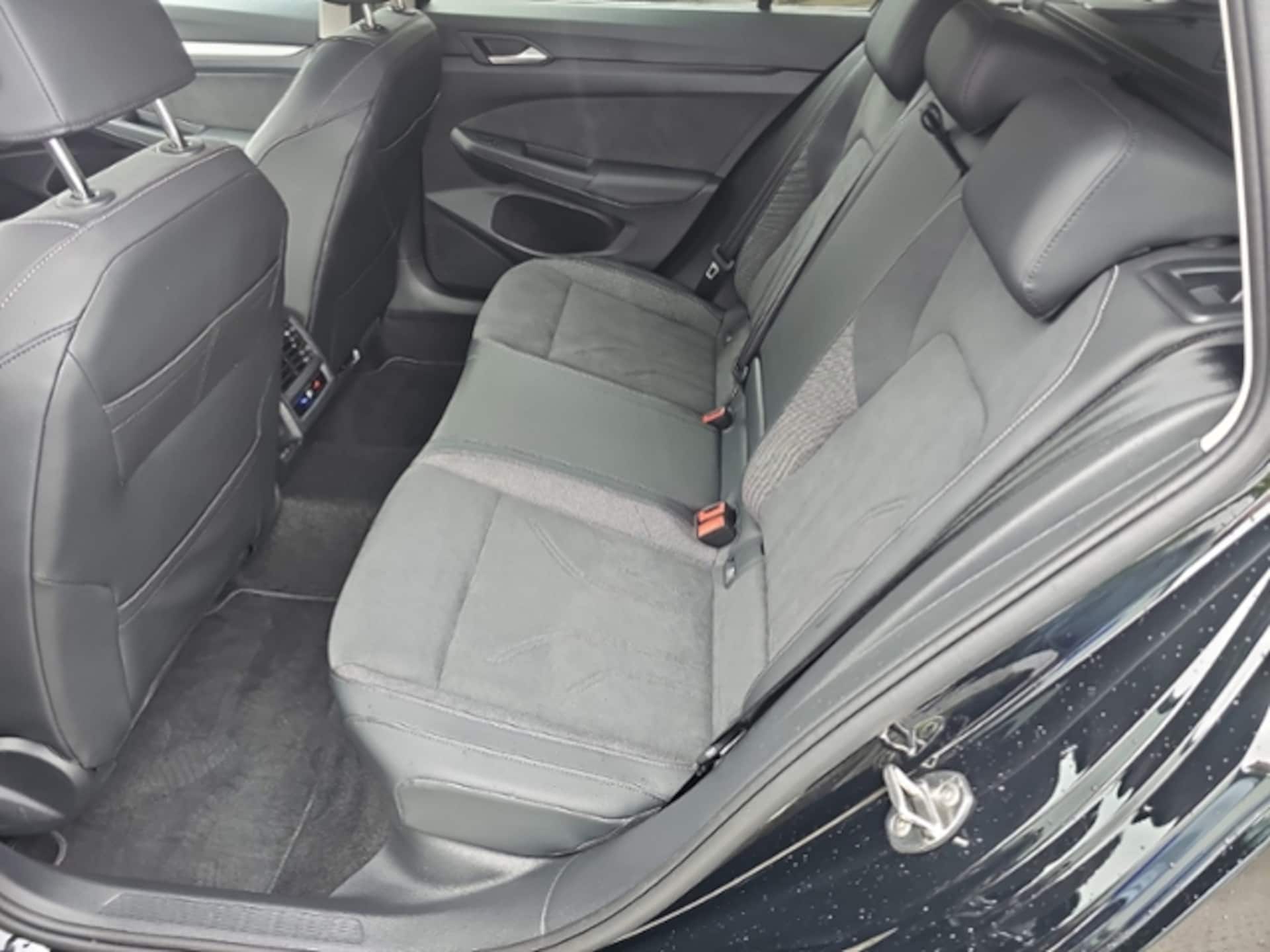 Volkswagen Golf Variant Style