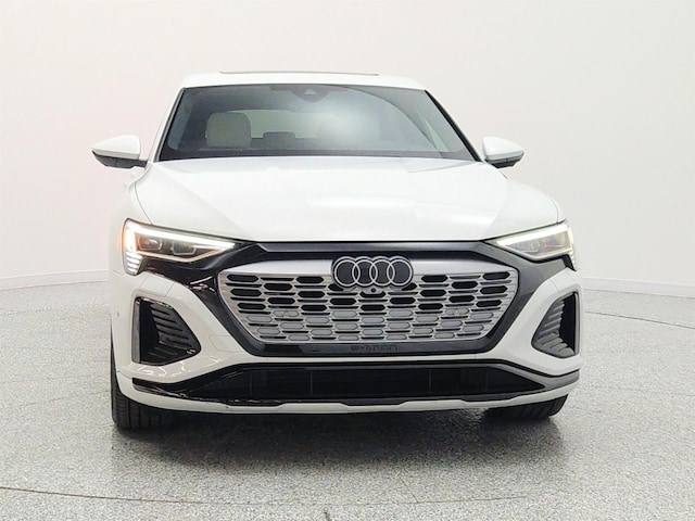 2024 Audi Q8 Sportback e-tron