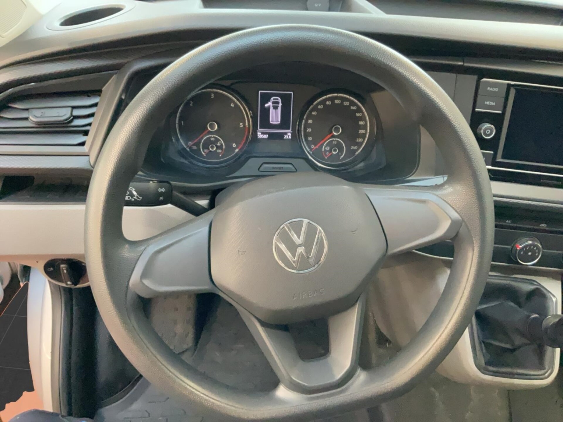 Volkswagen T6.1 Transporter Kasten kurzer Radstand