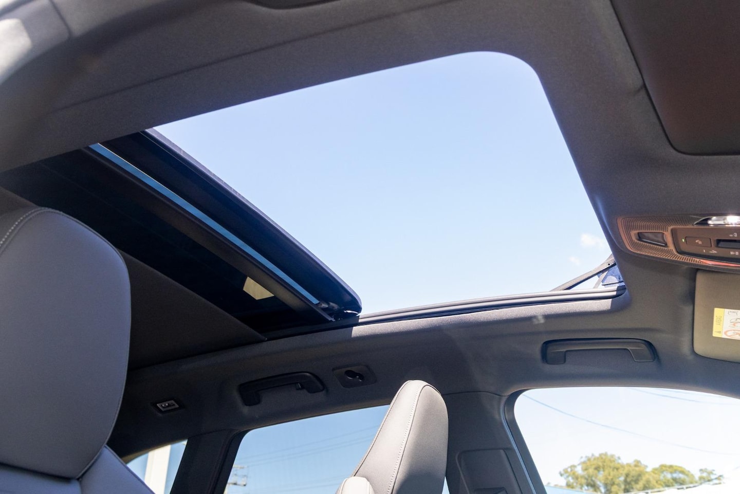 Image about Audi Q5 SUV TDI quattro 150 kW sport