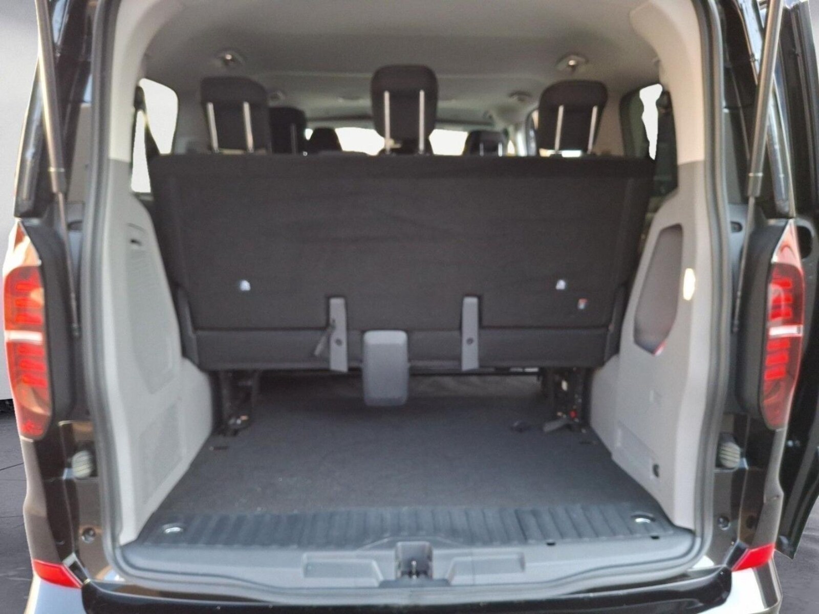 Volkswagen e-Caravelle – Bild 14