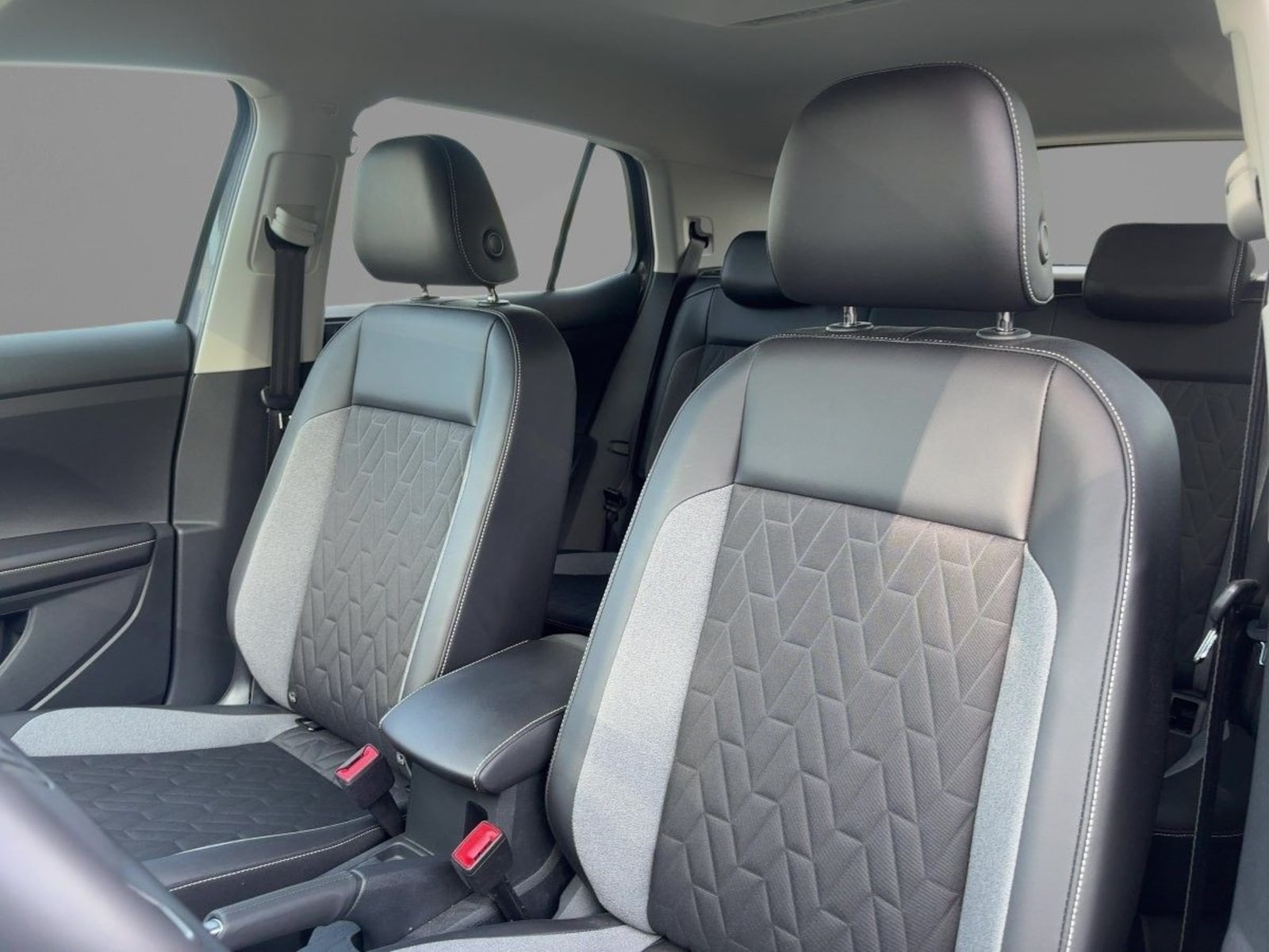 Volkswagen T-Cross – Bild 21