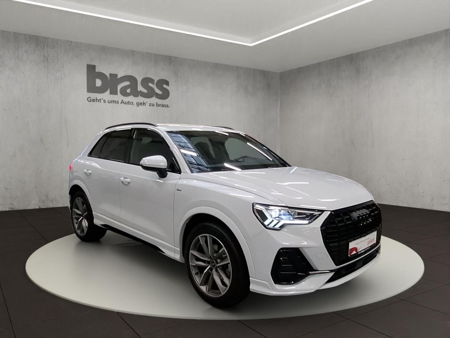 Bild über Audi Q3 S line 35 TDI S tronic - für weitere Informationen kontaktieren Sie den Audi Partner