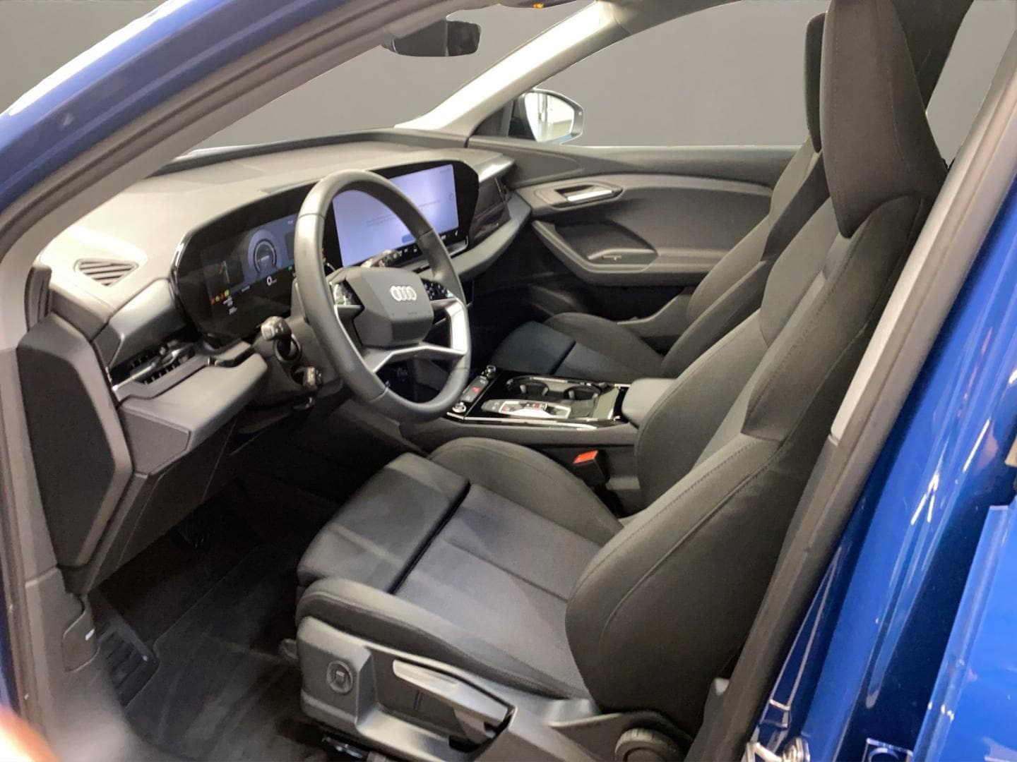 Bild über Audi Q6 SUV e-tron e-tron 185 kW - für weitere Informationen kontaktieren Sie den Audi Partner