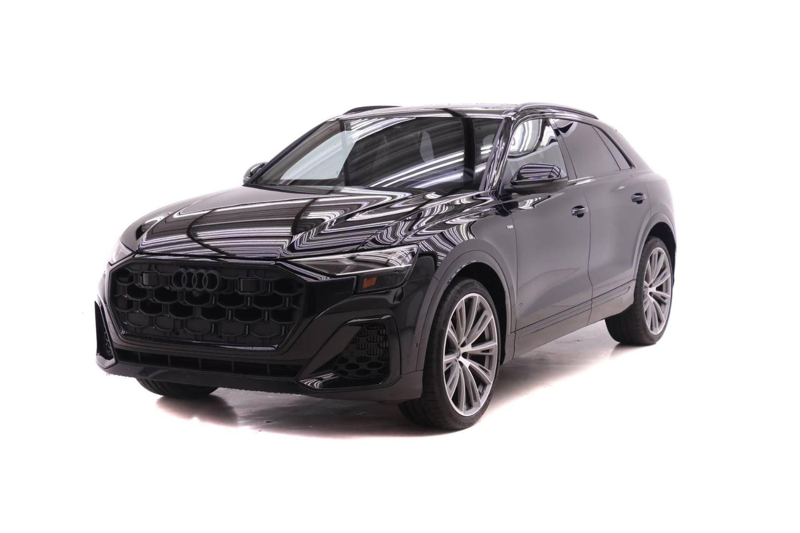 2026 Audi Q8 55 Prestige Tiptonic quattro's photo
