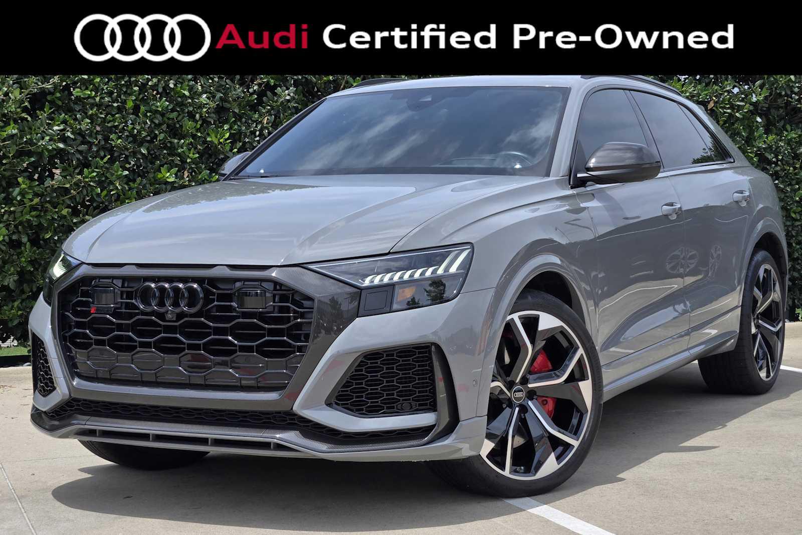 2023 Audi RS Q8 -'s photo