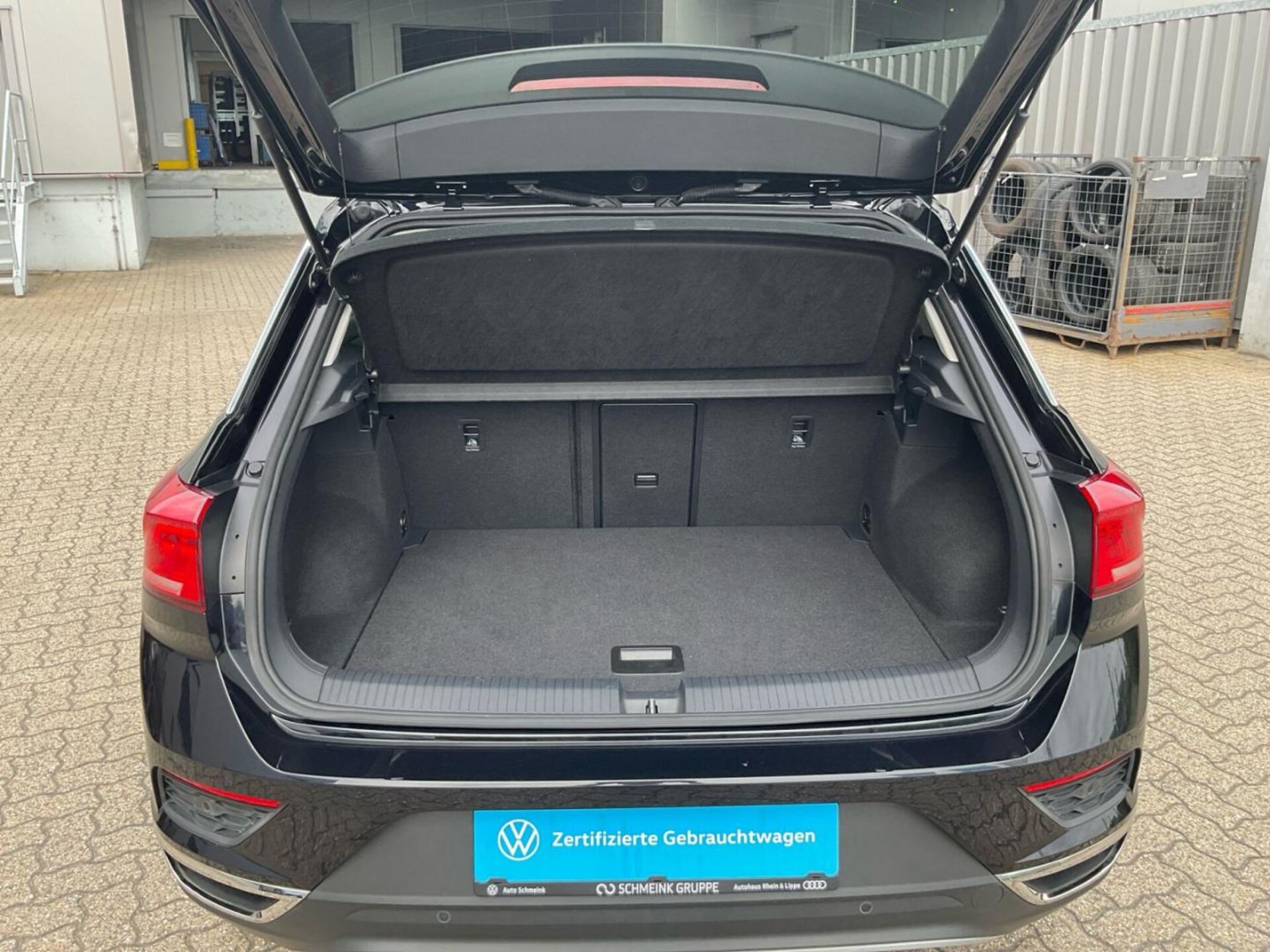 Volkswagen T-Roc Active