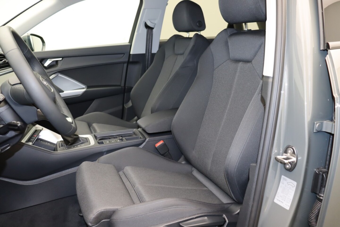 Bild über Audi Q3 advanced 35 TFSI S tronic - für weitere Informationen kontaktieren Sie den Audi Partner