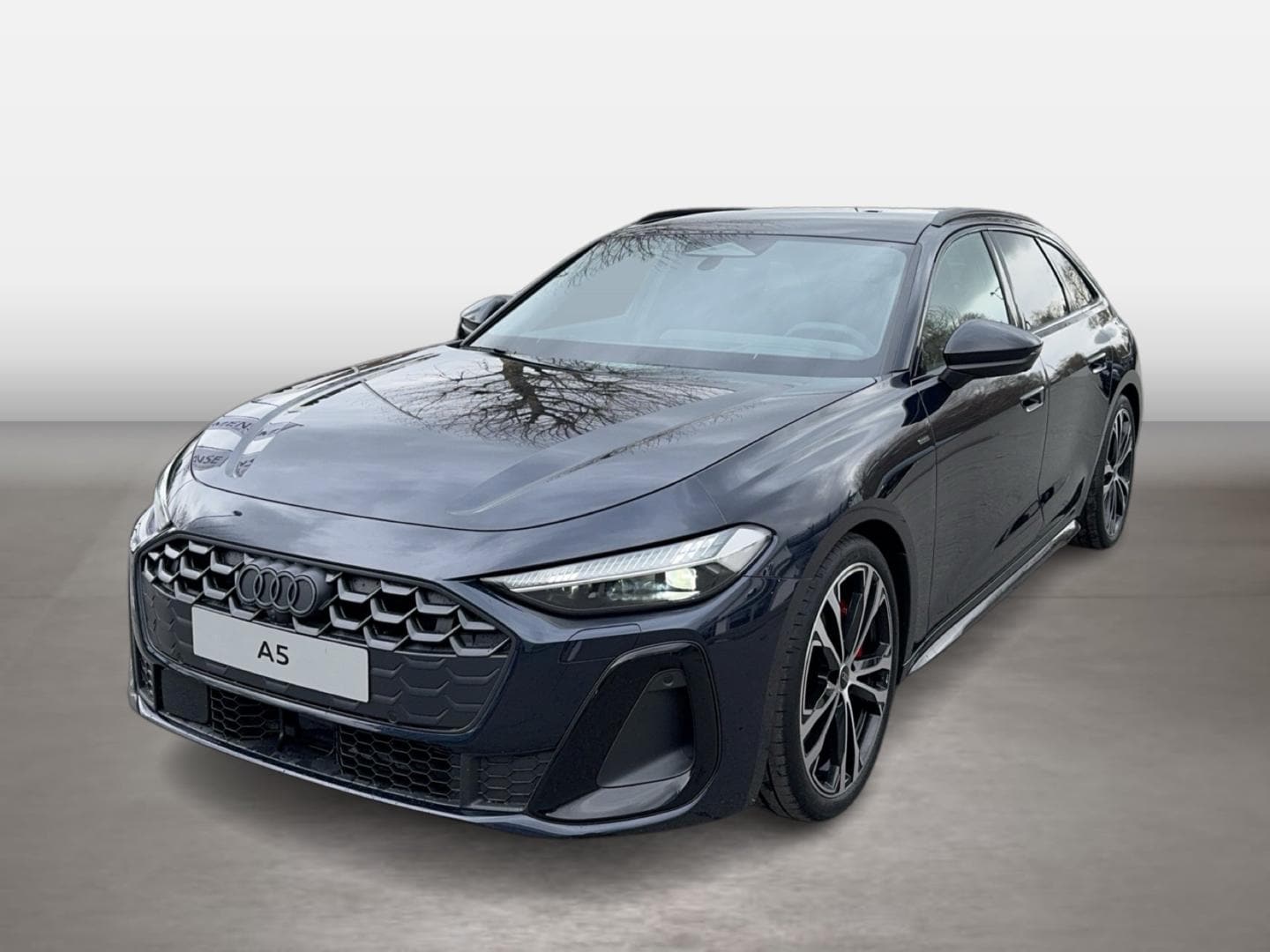 Bild über Audi A5 Avant e-hybrid e-hybrid quattro 270 kW S tronic - für weitere Informationen kontaktieren Sie den Audi Partner