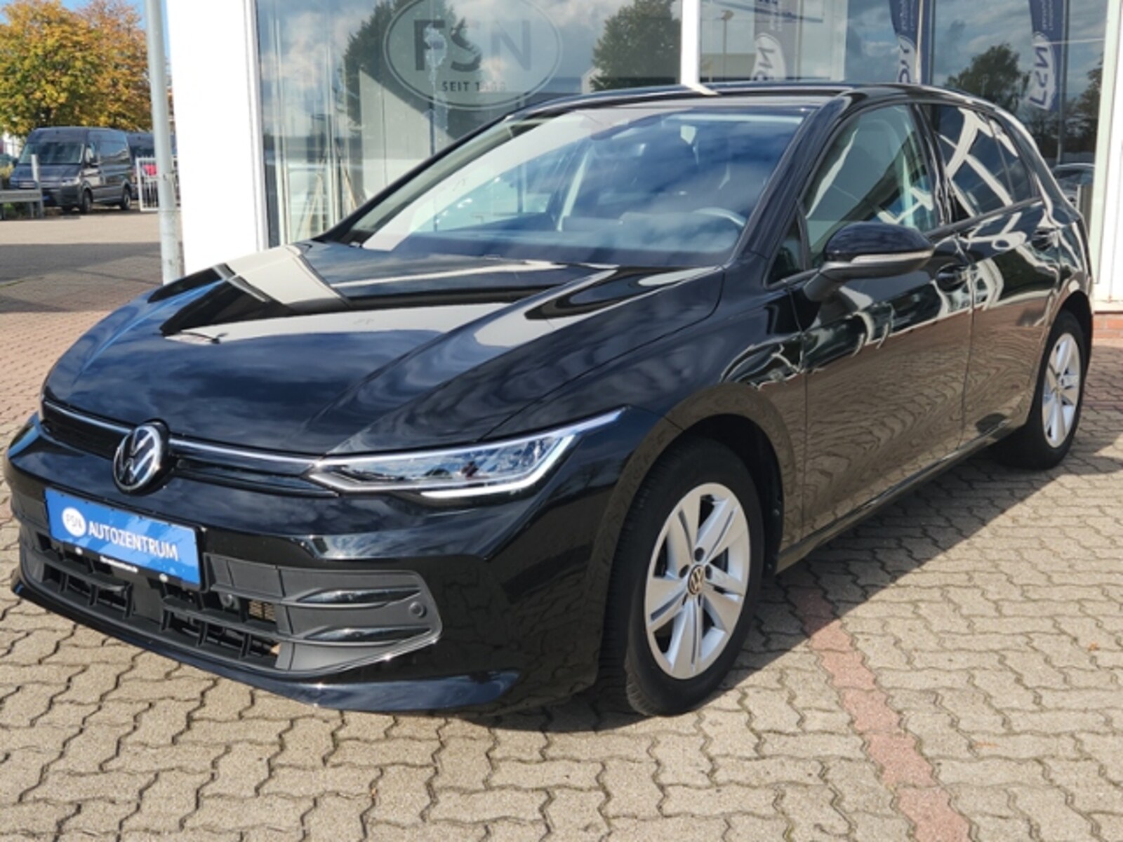 Volkswagen Golf – Bild 2