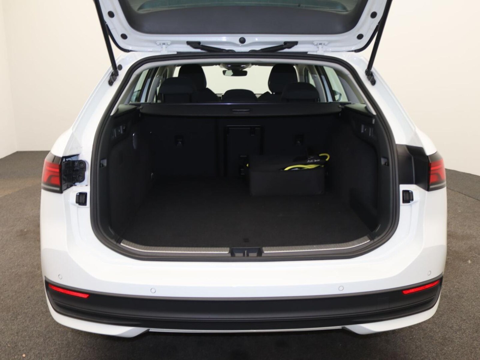 Volkswagen Passat – Bild 9