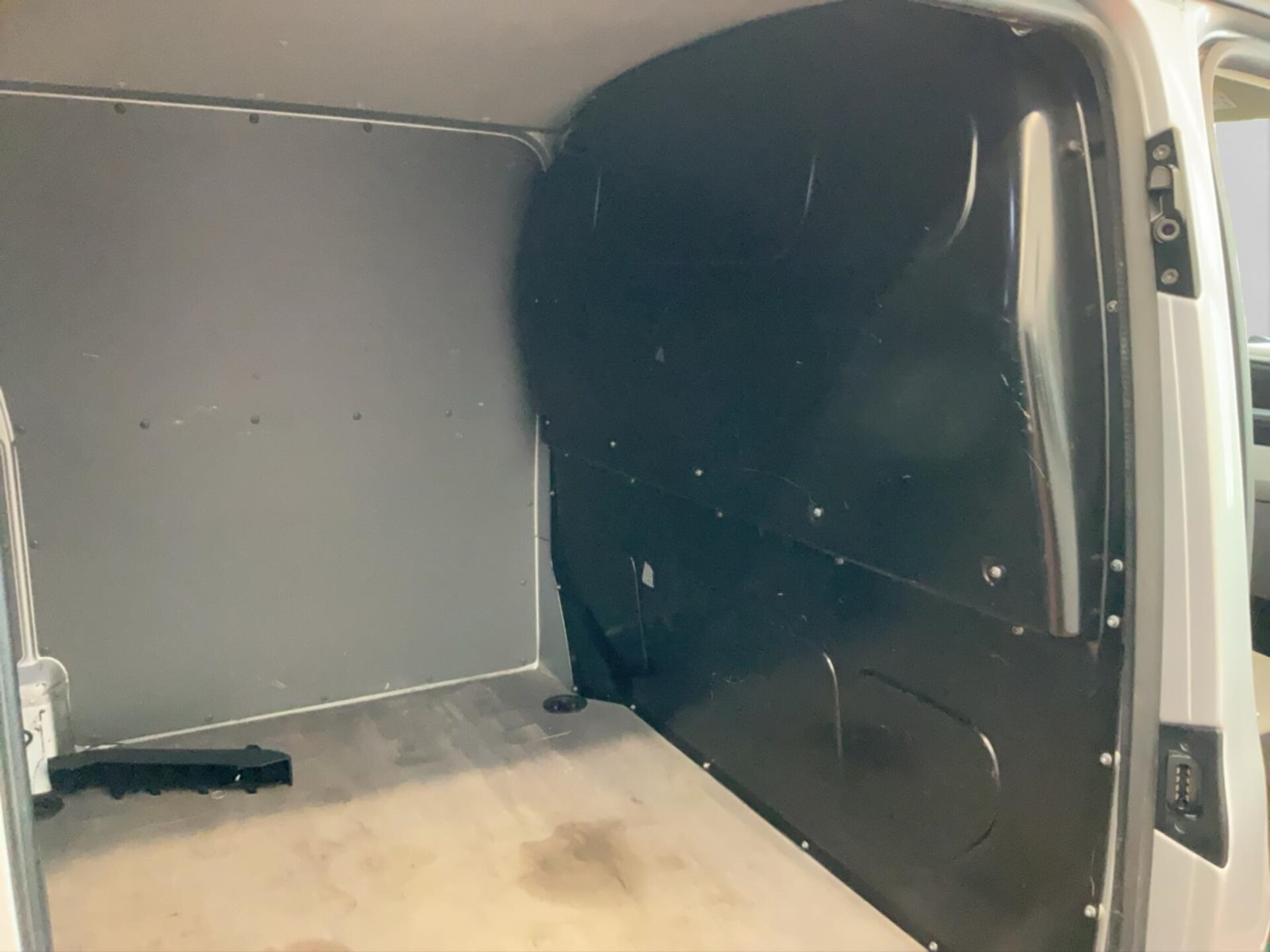 Volkswagen T6.1 Transporter Kasten kurzer Radstand