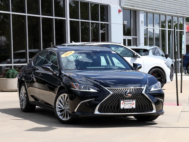 2019 Lexus ES