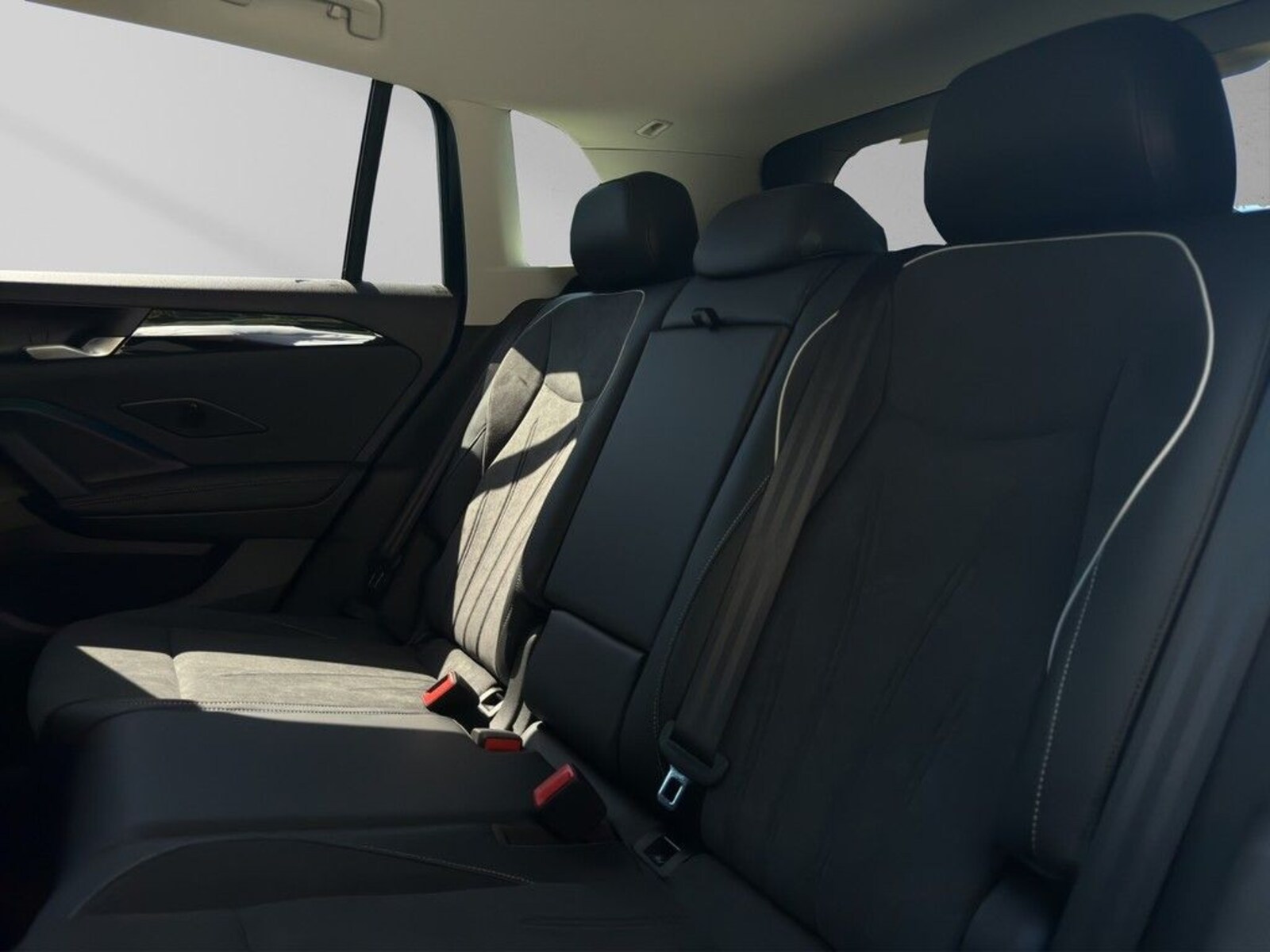 Volkswagen Tiguan – Bild 15